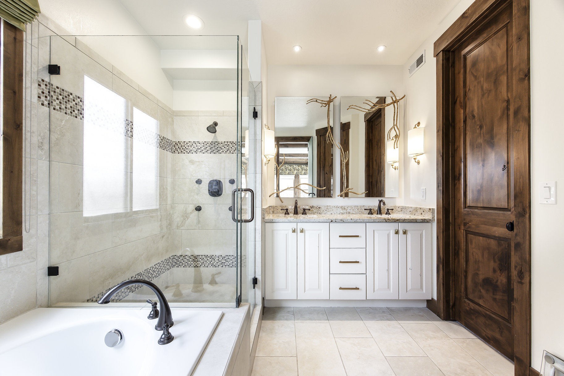 254 N Abajo Peak Way 