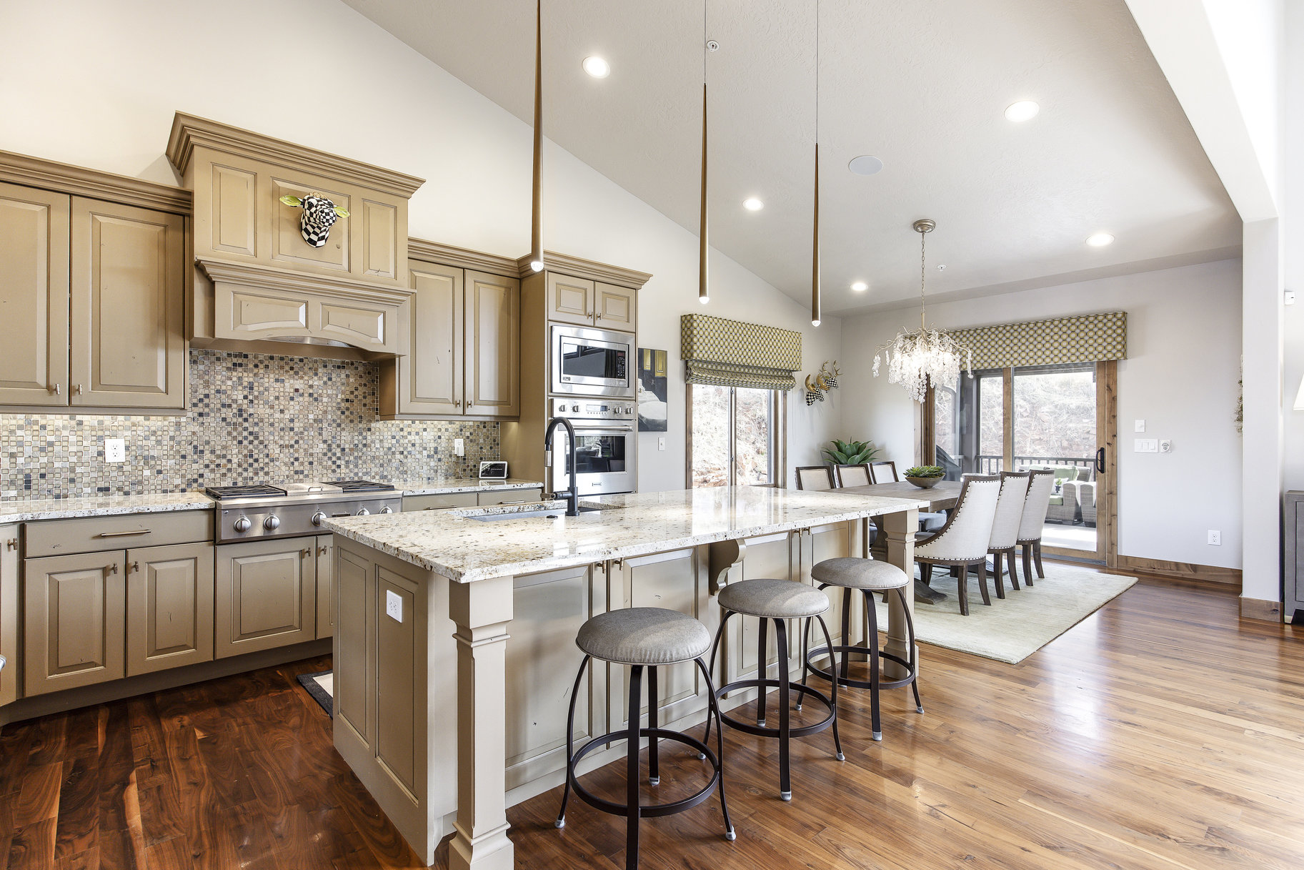 254 N Abajo Peak Way 