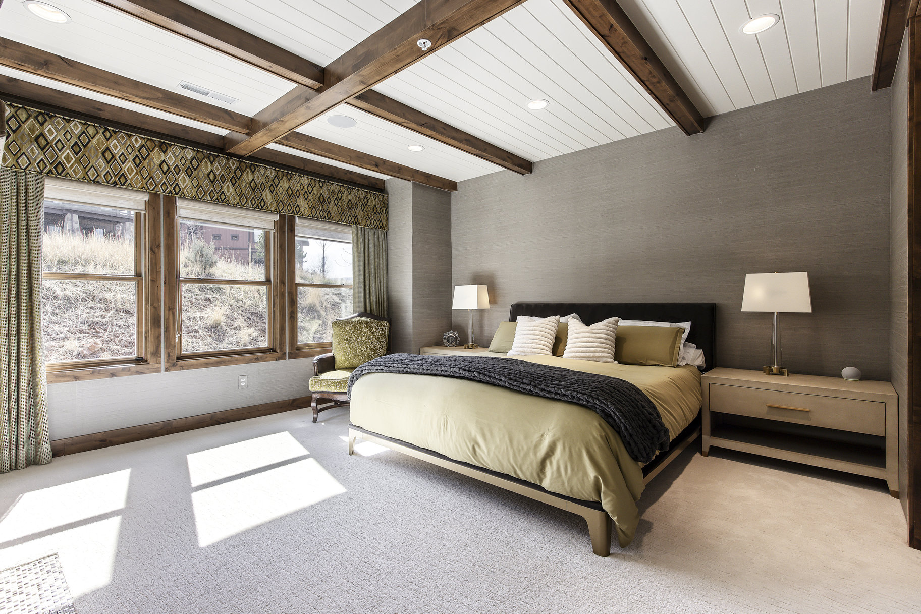 254 N Abajo Peak Way 