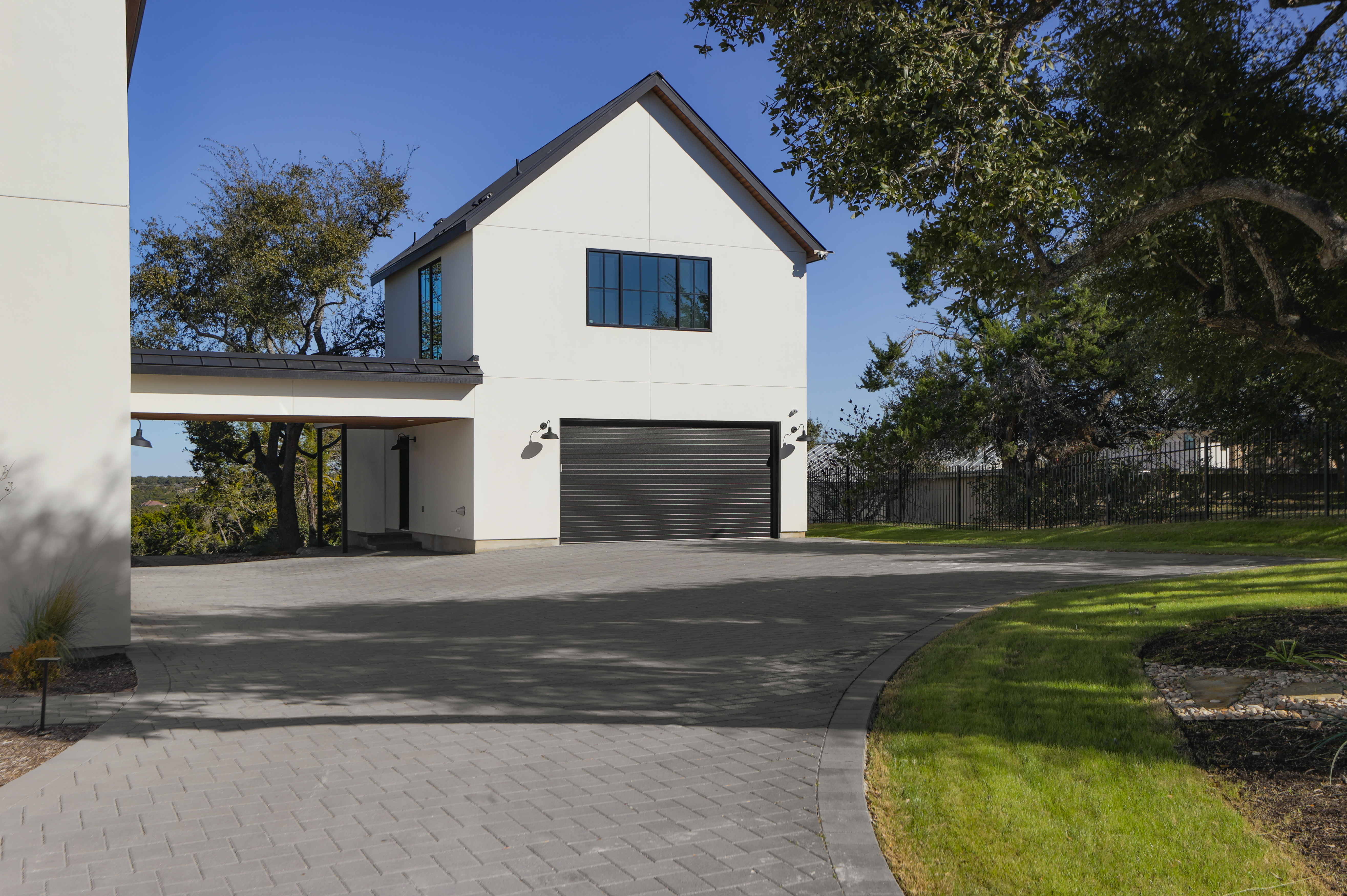 4405 Hennig Drive 