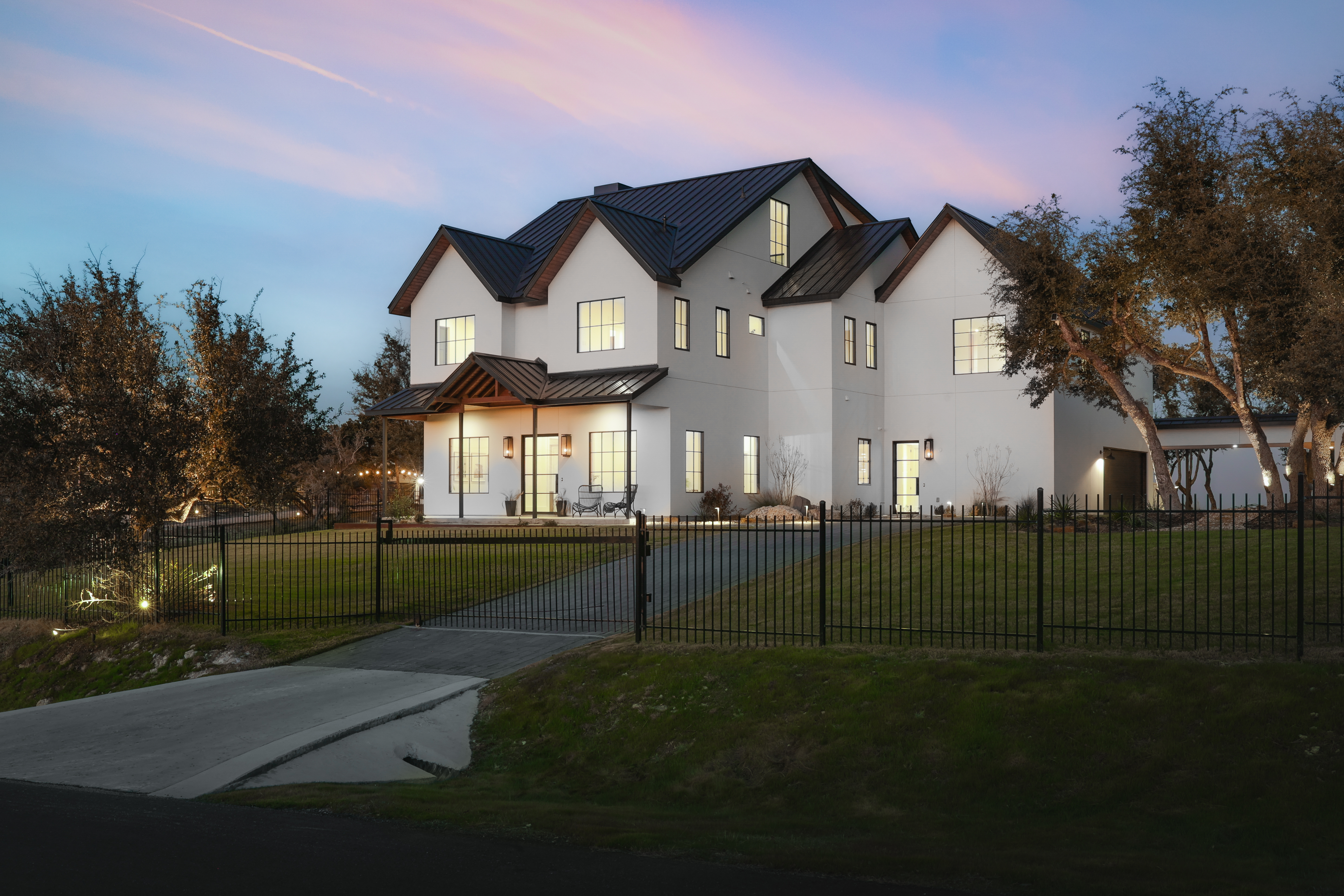 4405 Hennig Drive 