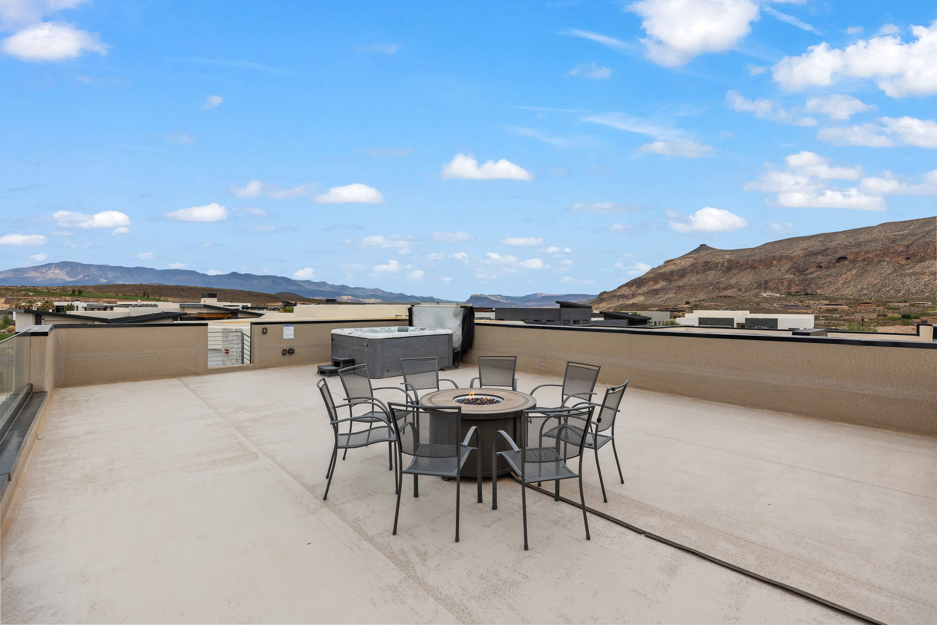 1450 W Torrey Pines Road 