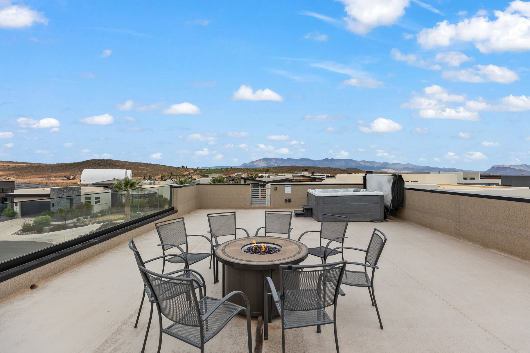 1450 W Torrey Pines Road 