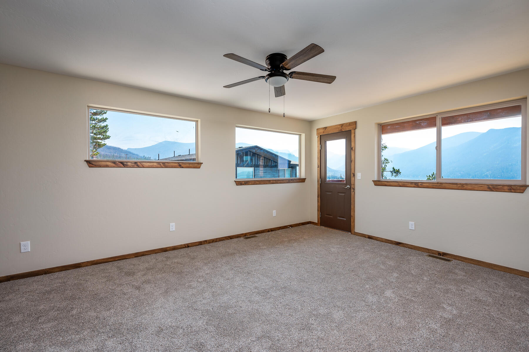 255 Shadow View Ln. 