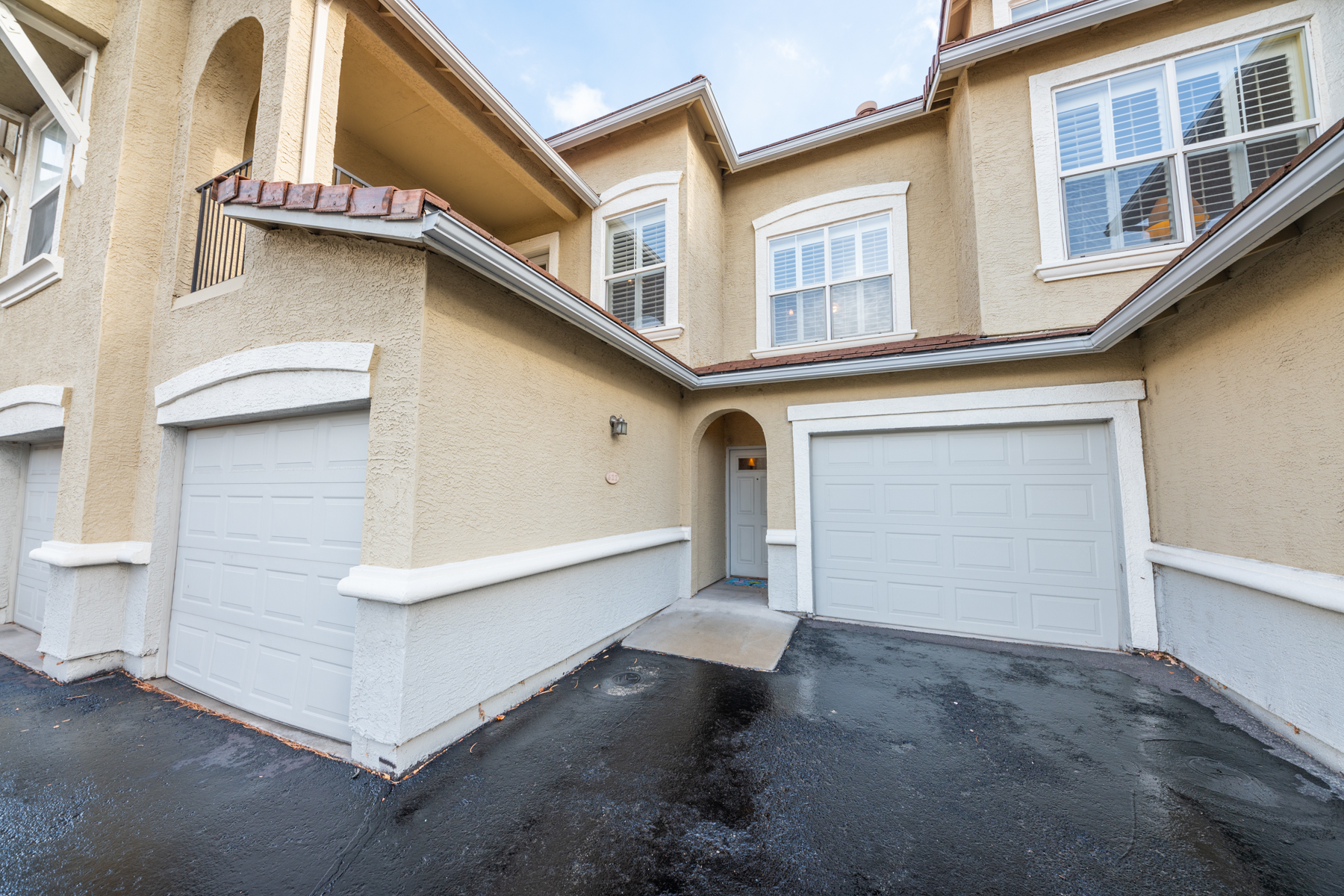 9050 Double R Blvd #622