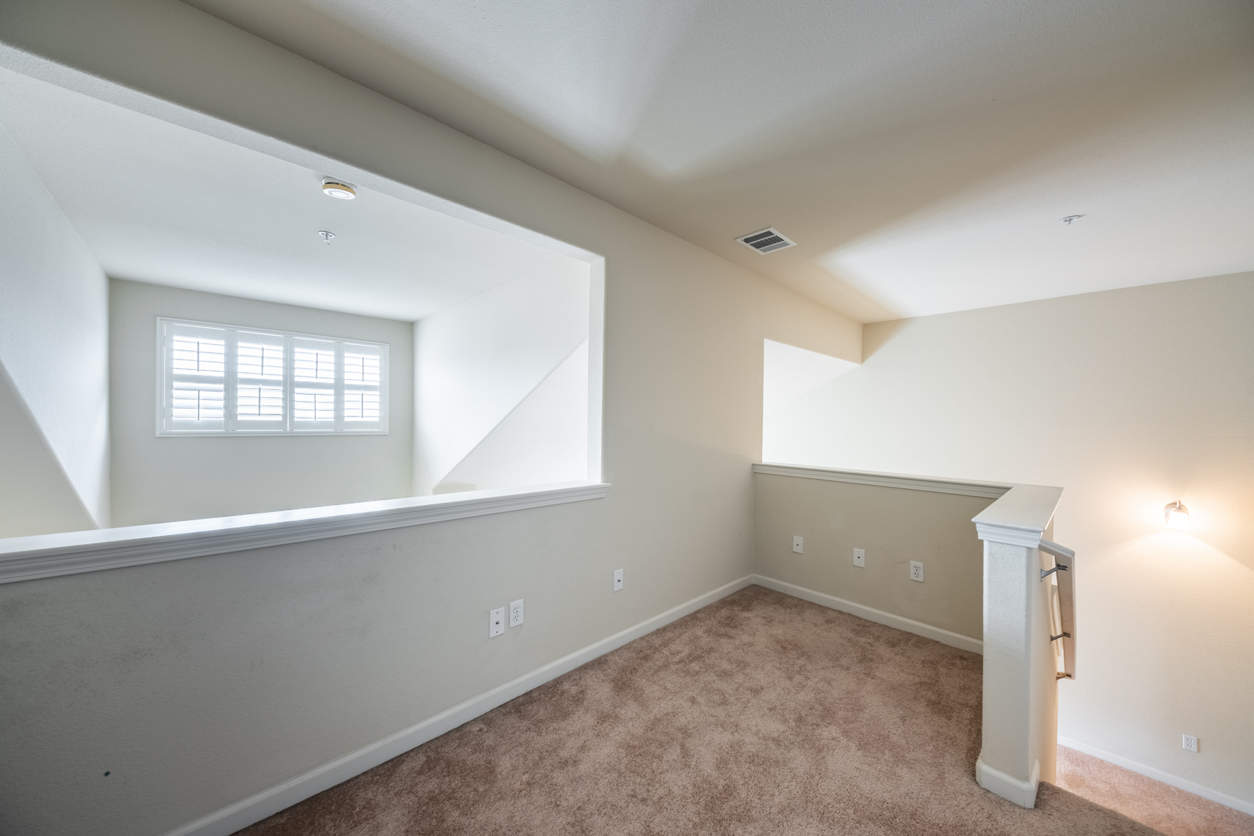 9050 Double R Blvd #622