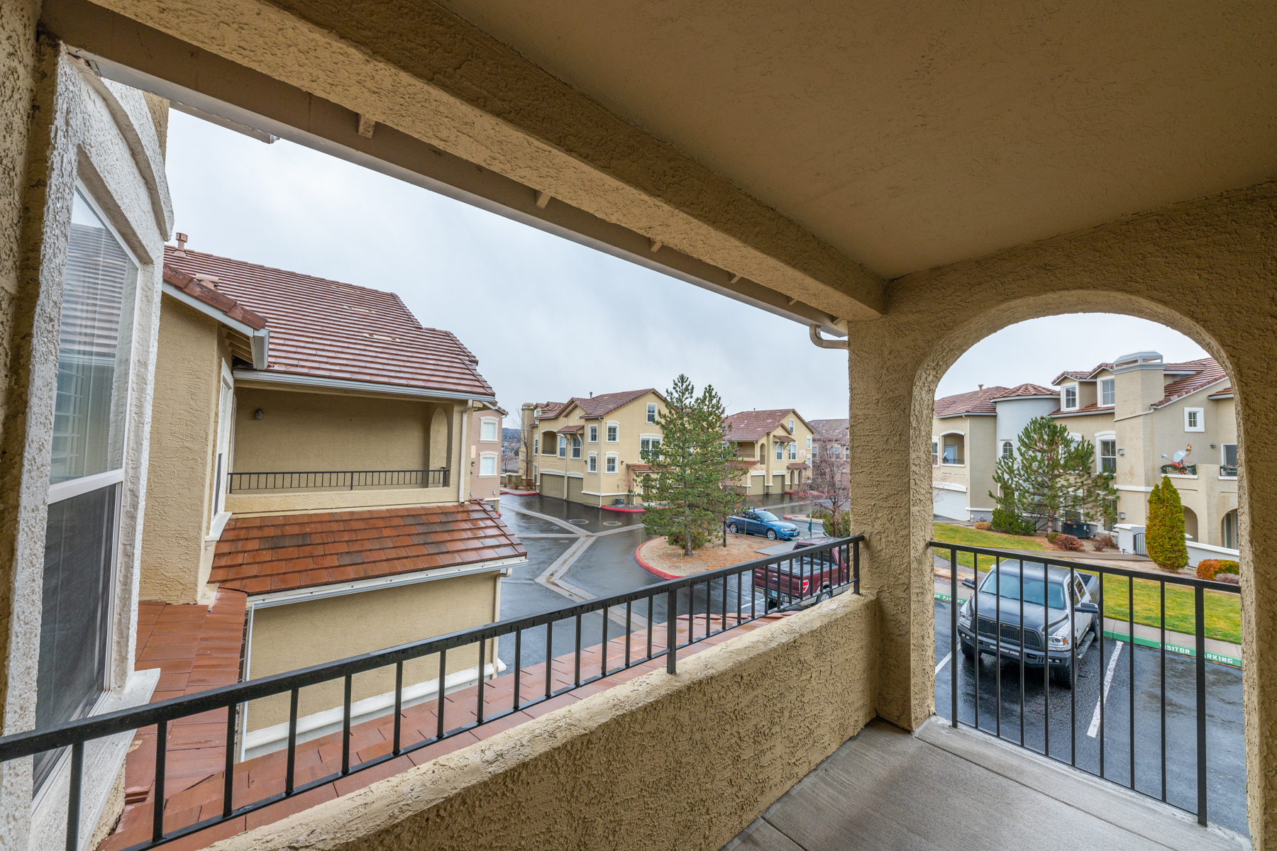 9050 Double R Blvd #622