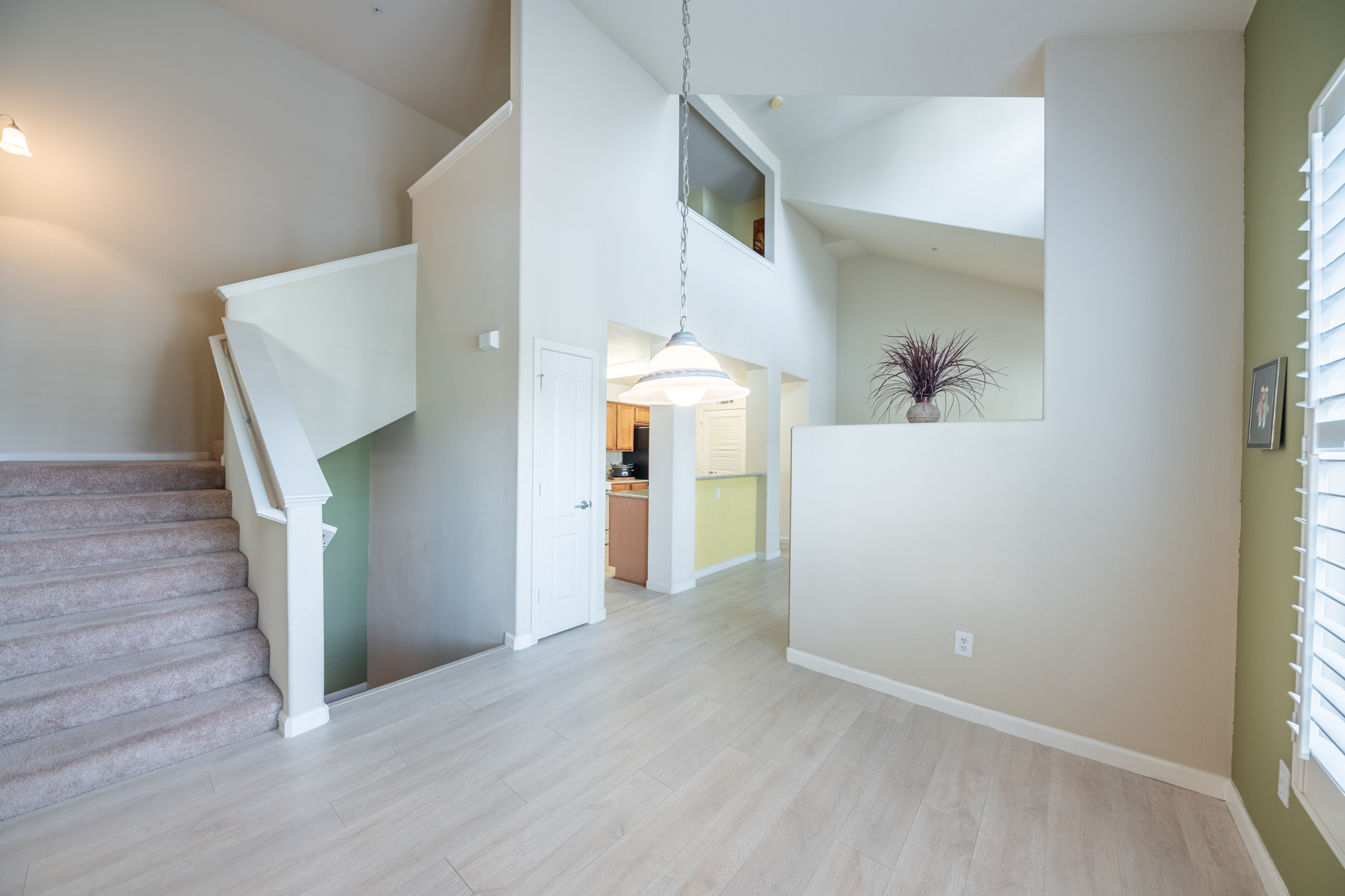 9050 Double R Blvd #622