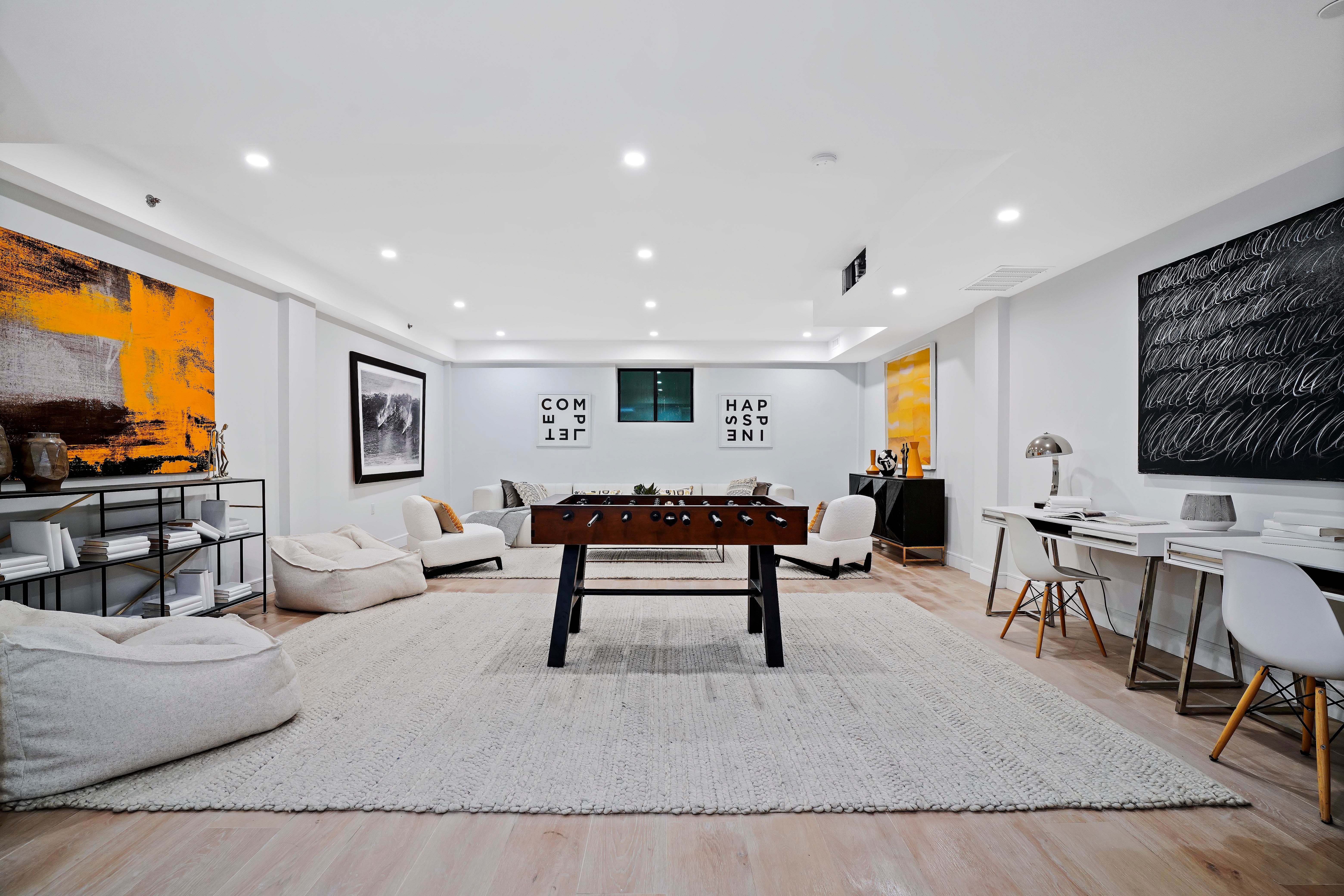 1712 10th Ave 1D 