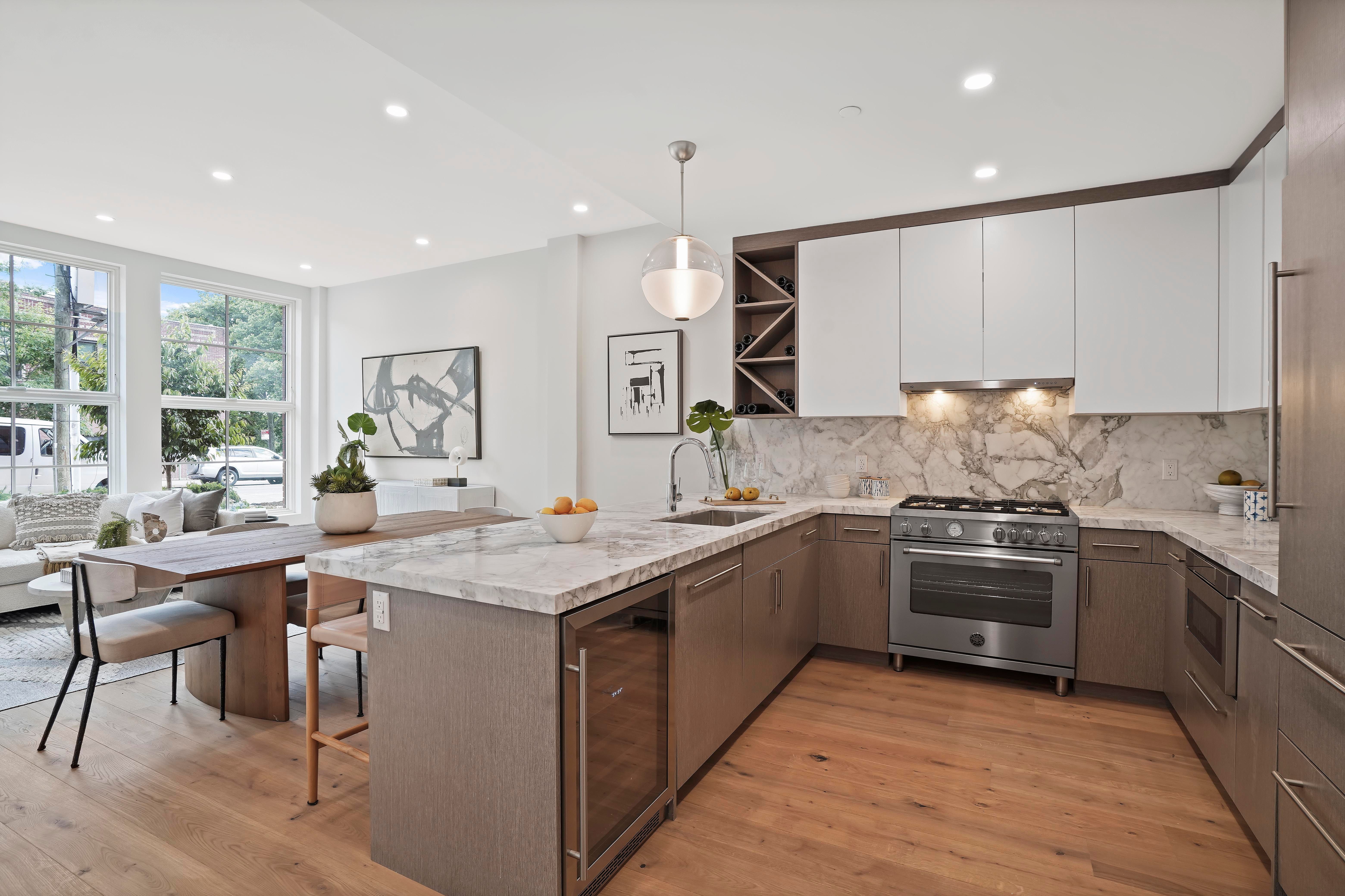 1712 10th Ave. 1c 