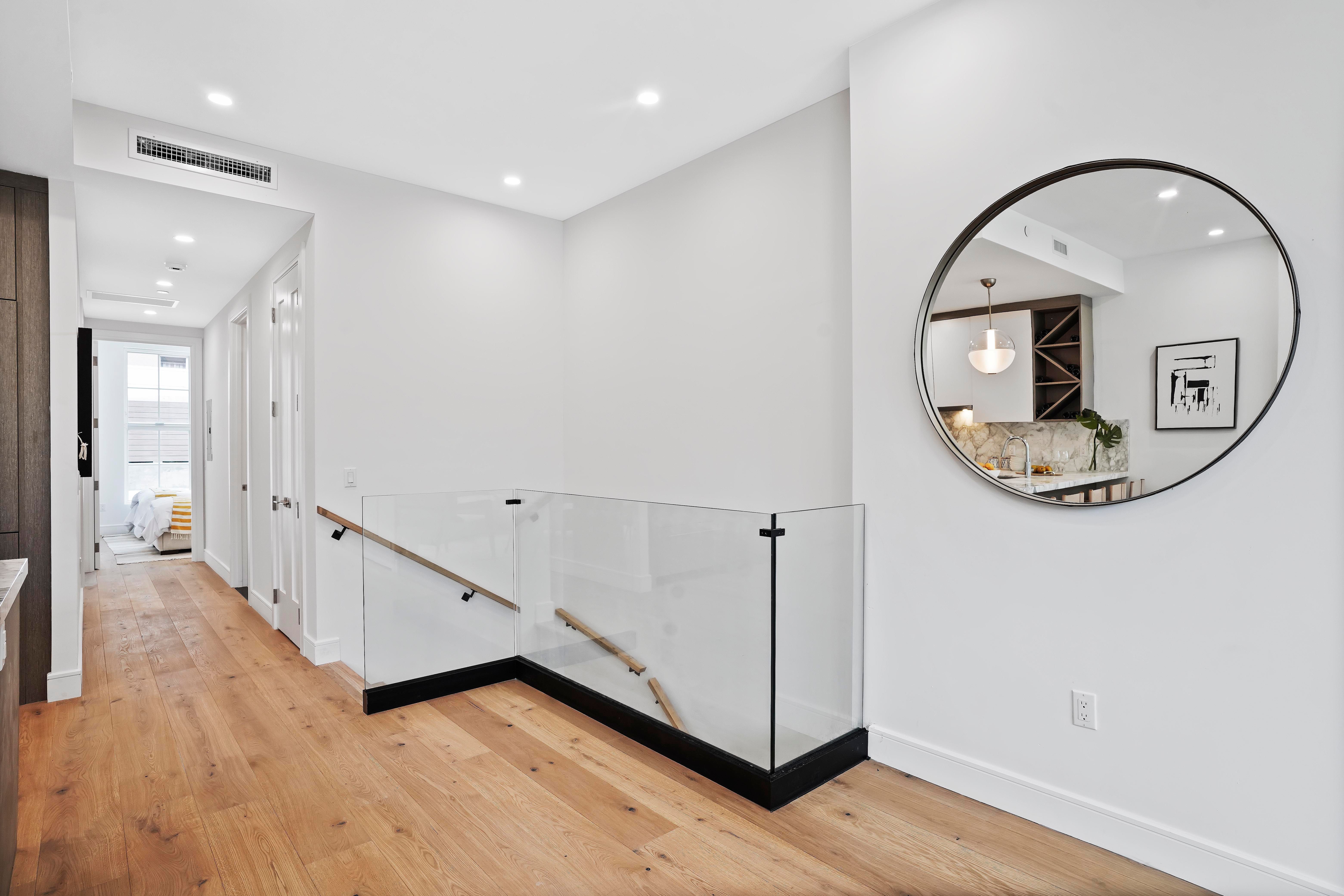 1712 10th Ave. 1c 