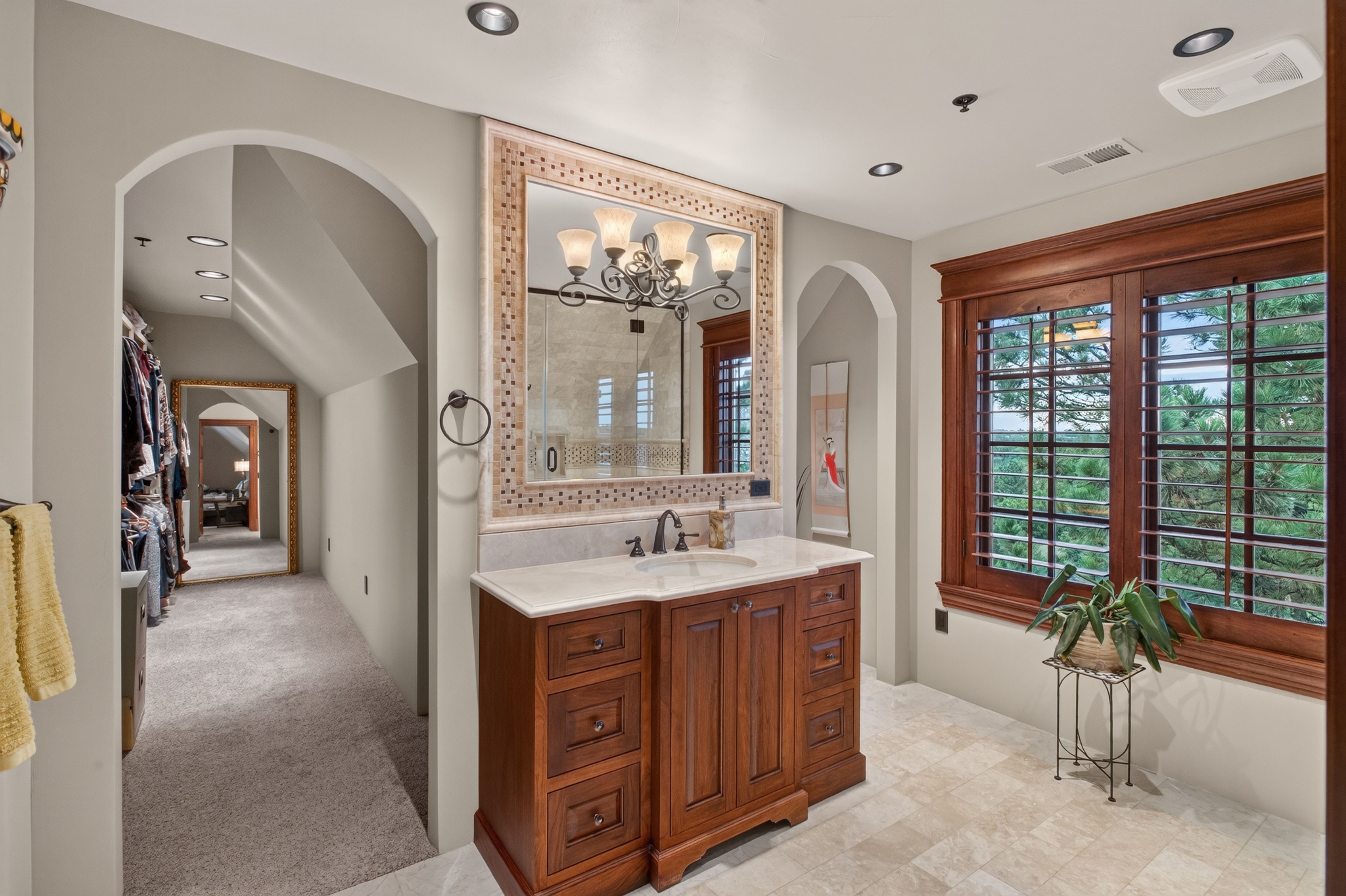 1125 Northwood Court