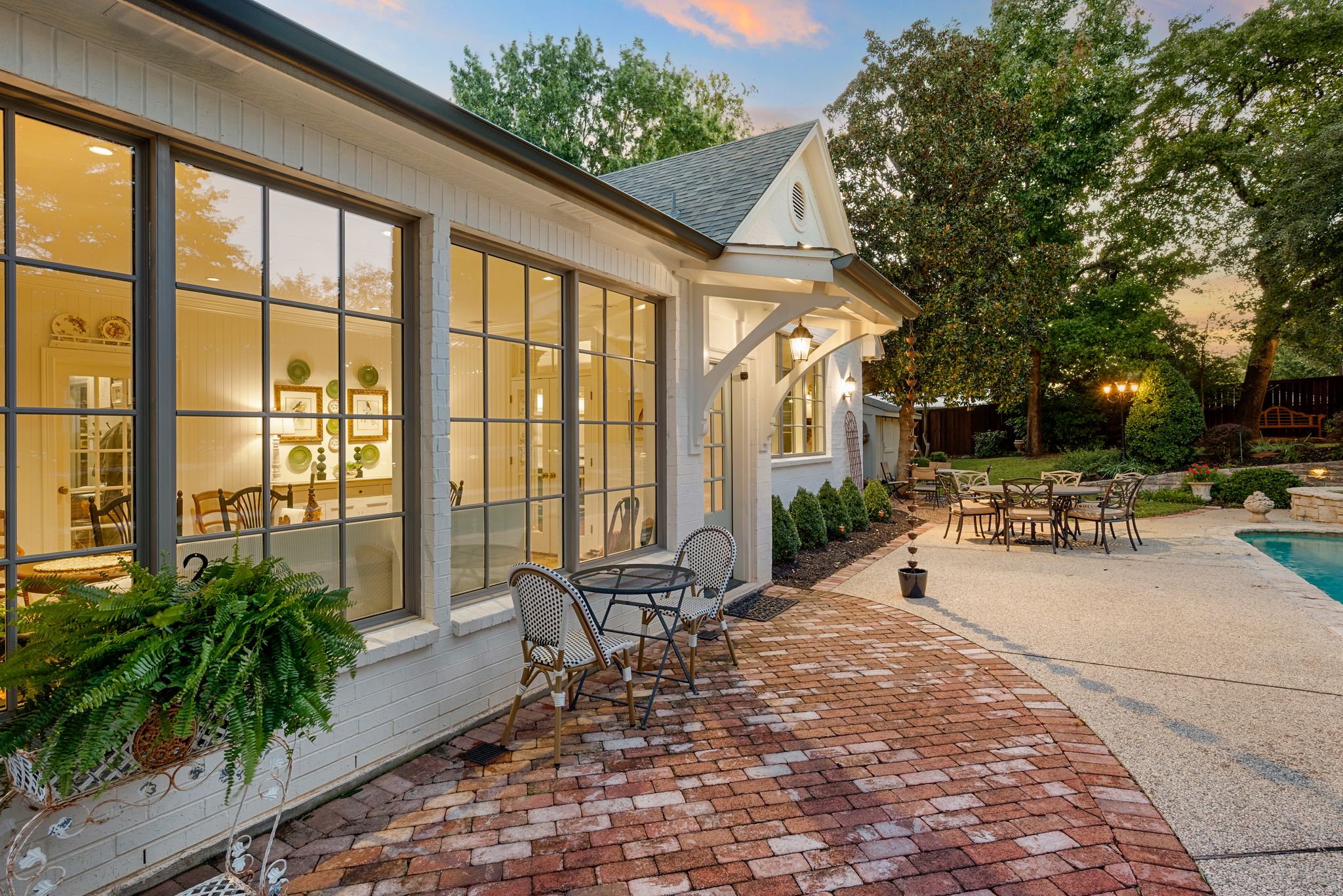 1104 Garry Lynne Drive 