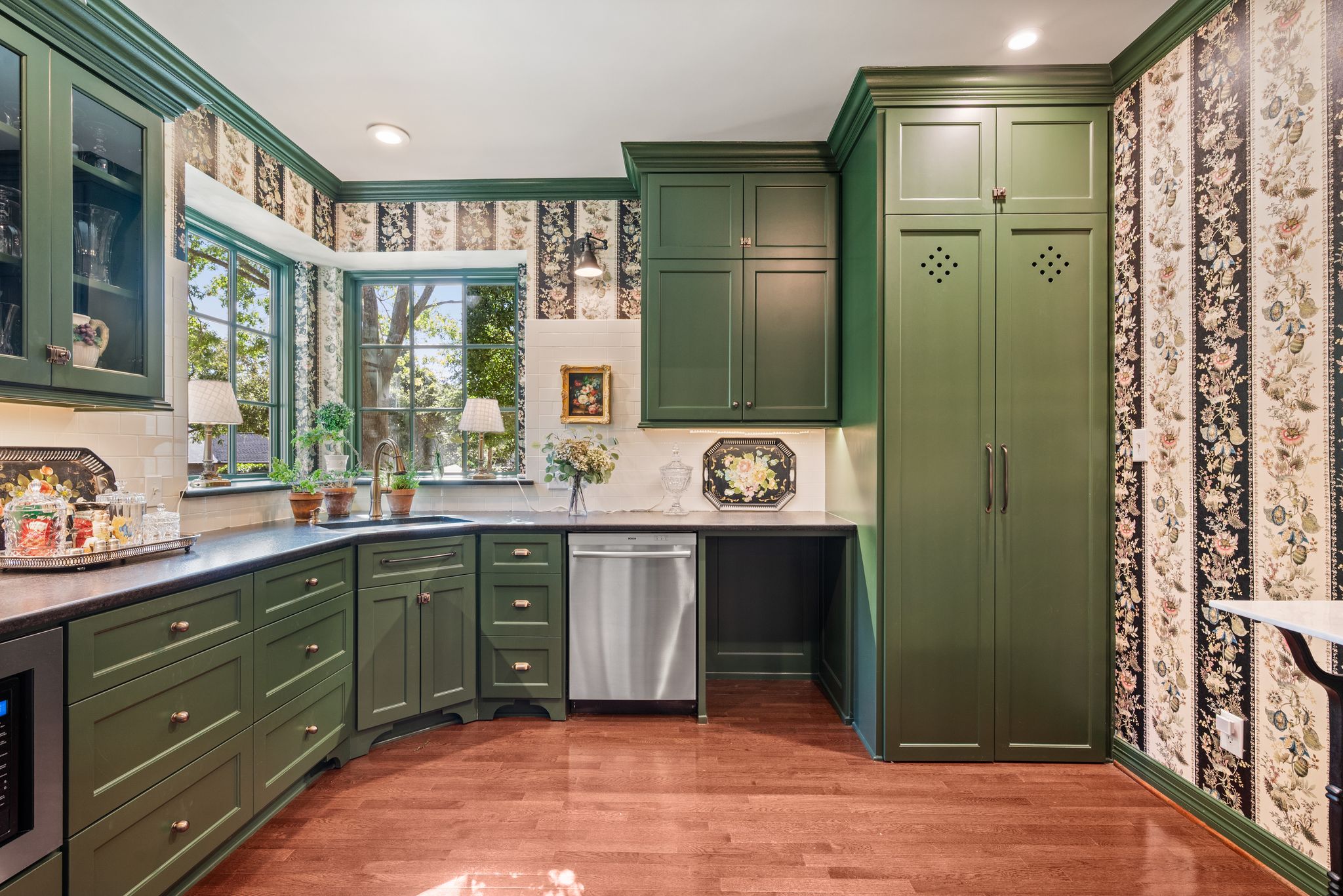 1104 Garry Lynne Drive 