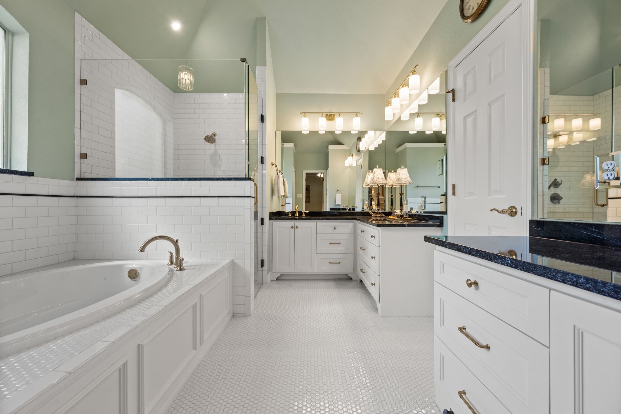 1104 Garry Lynne Drive 