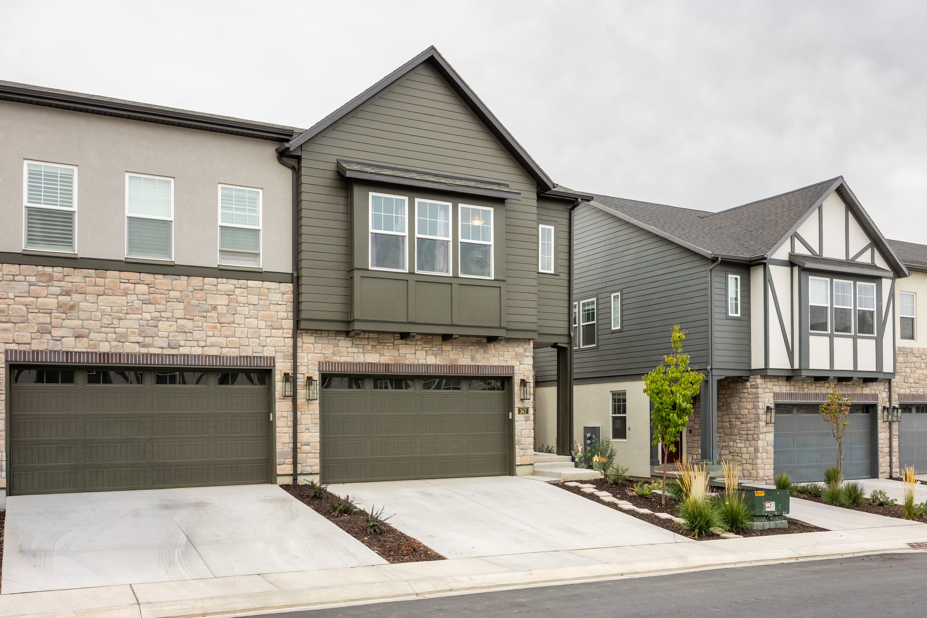 367 W Songbird Lane
