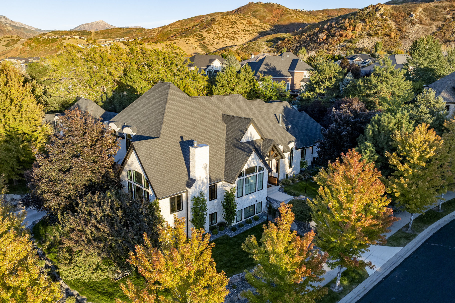 14687 S Nestled Cove
