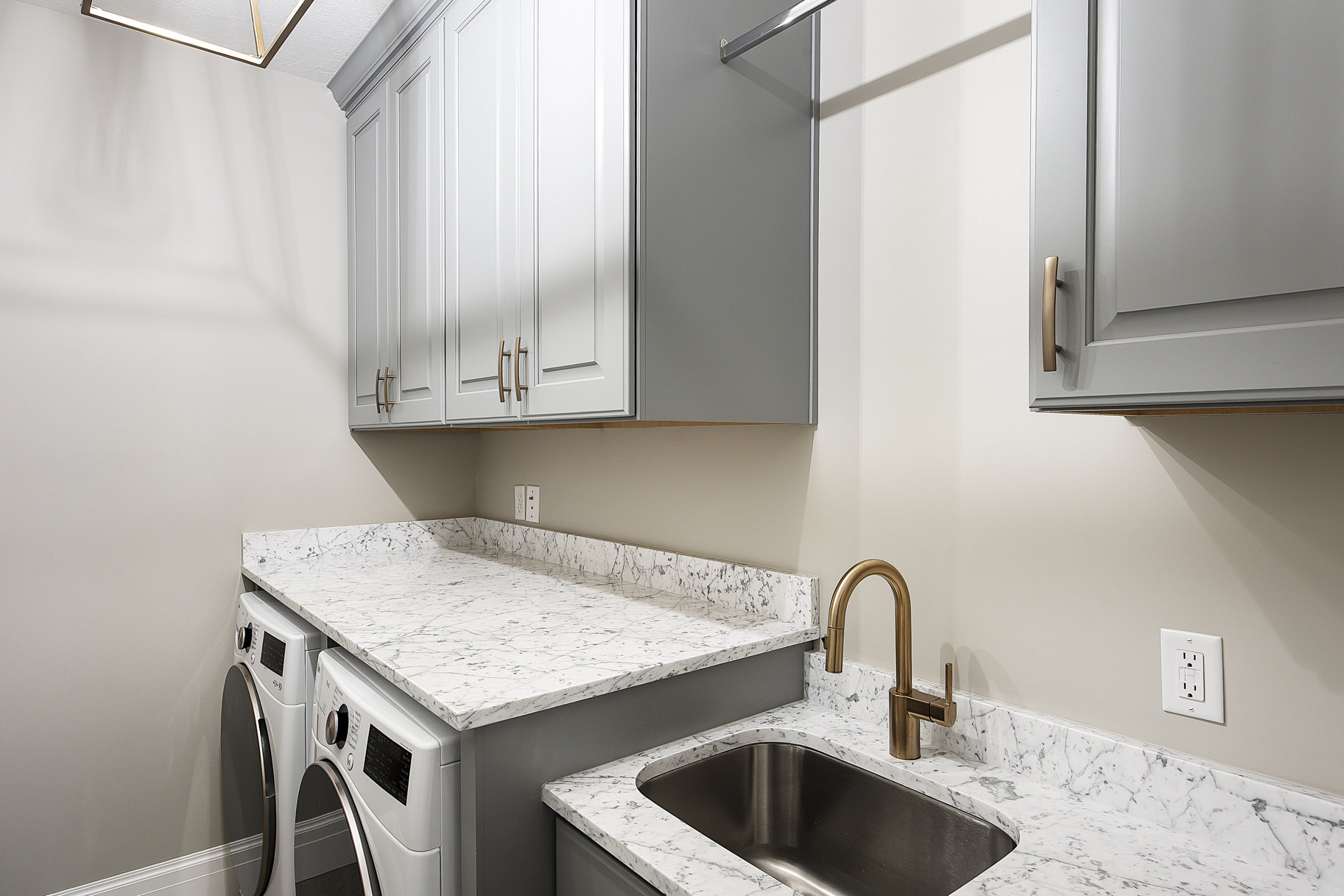 14687 S Nestled Cove