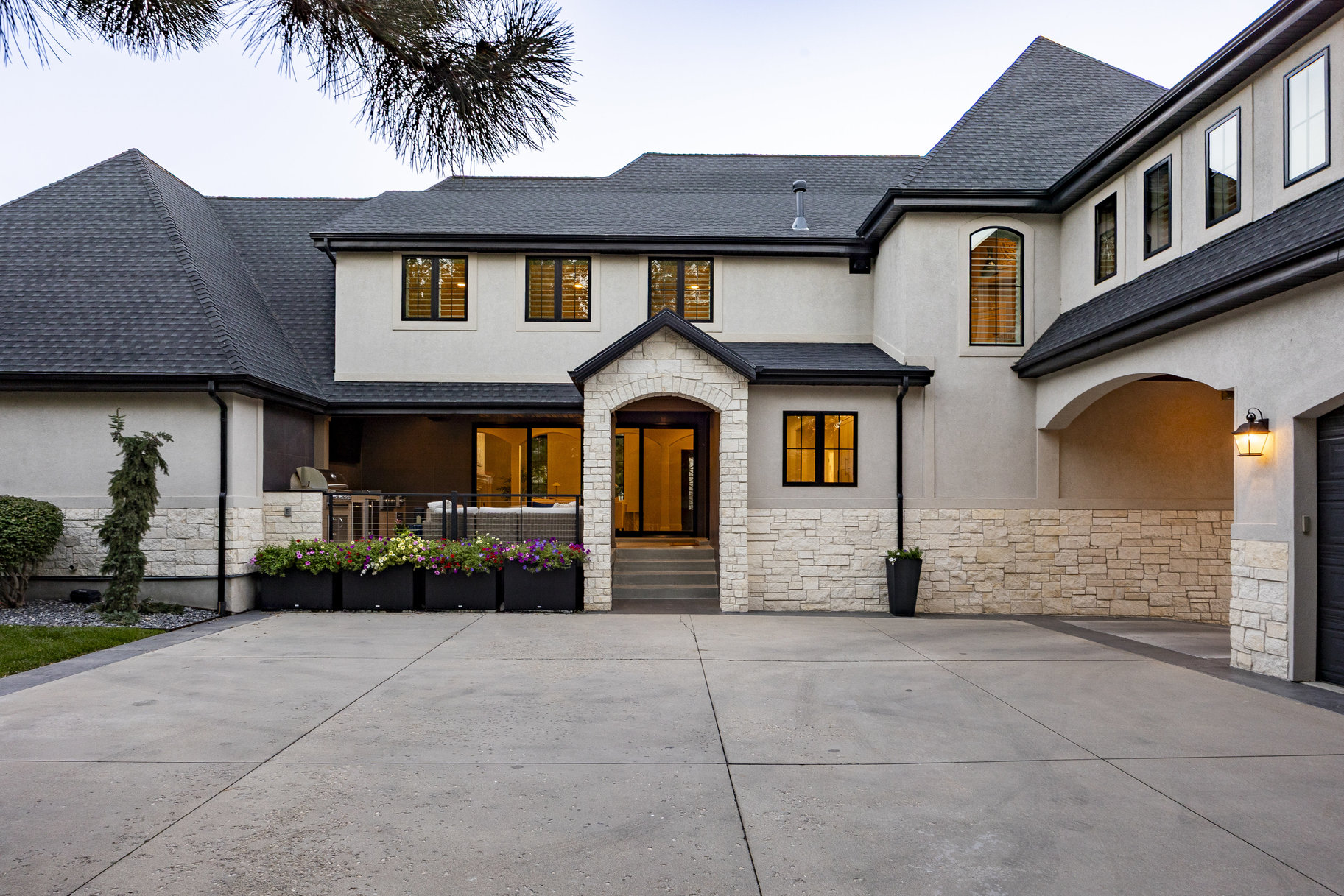 14687 S Nestled Cove
