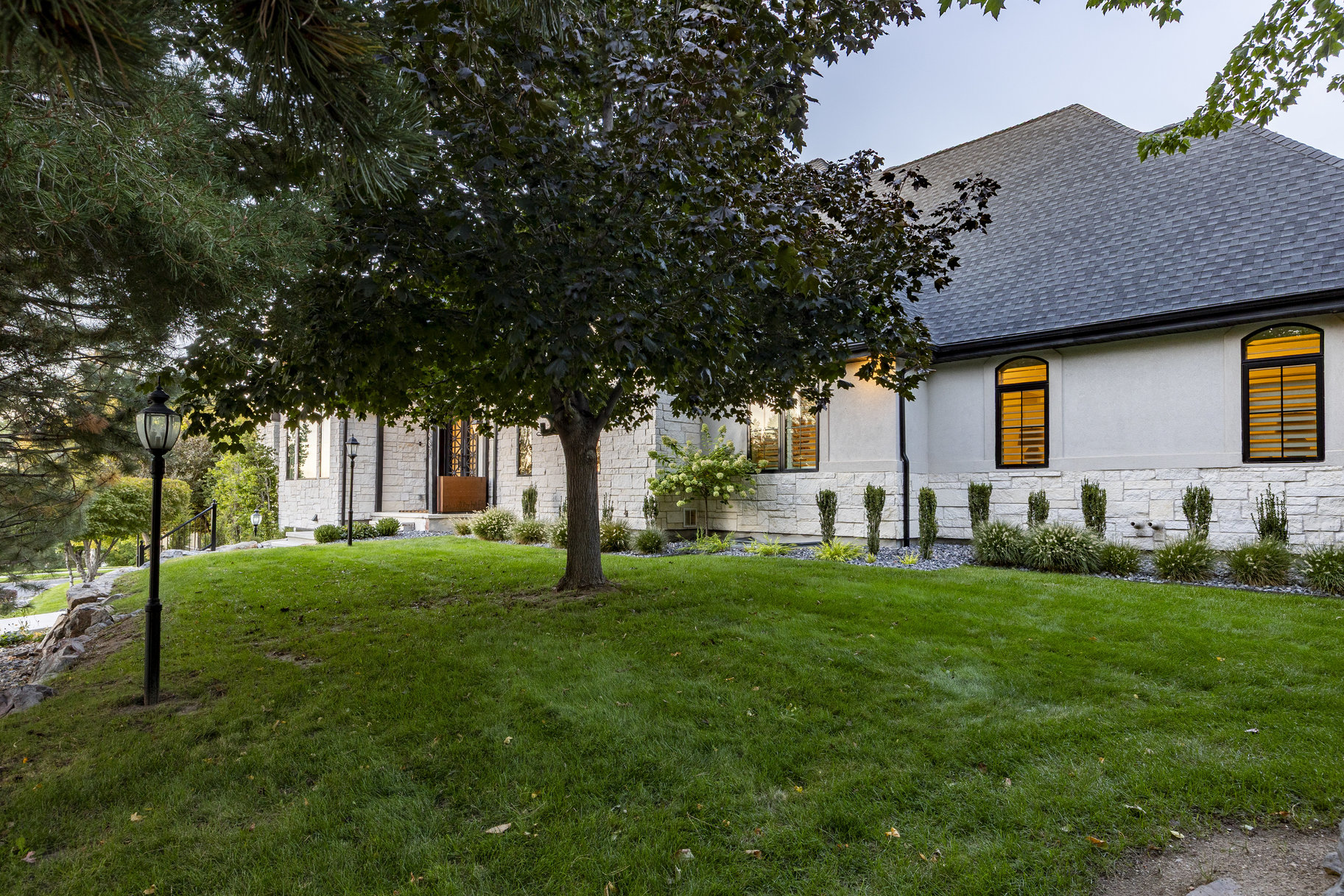 14687 S Nestled Cove