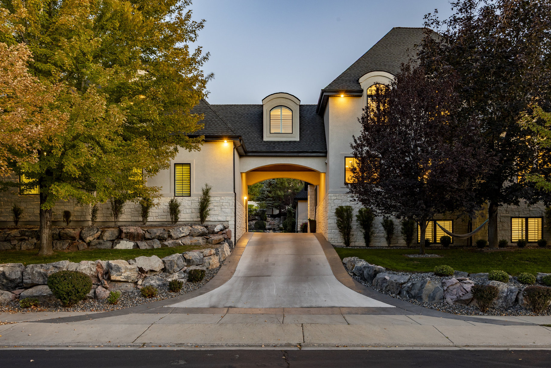 14687 S Nestled Cove