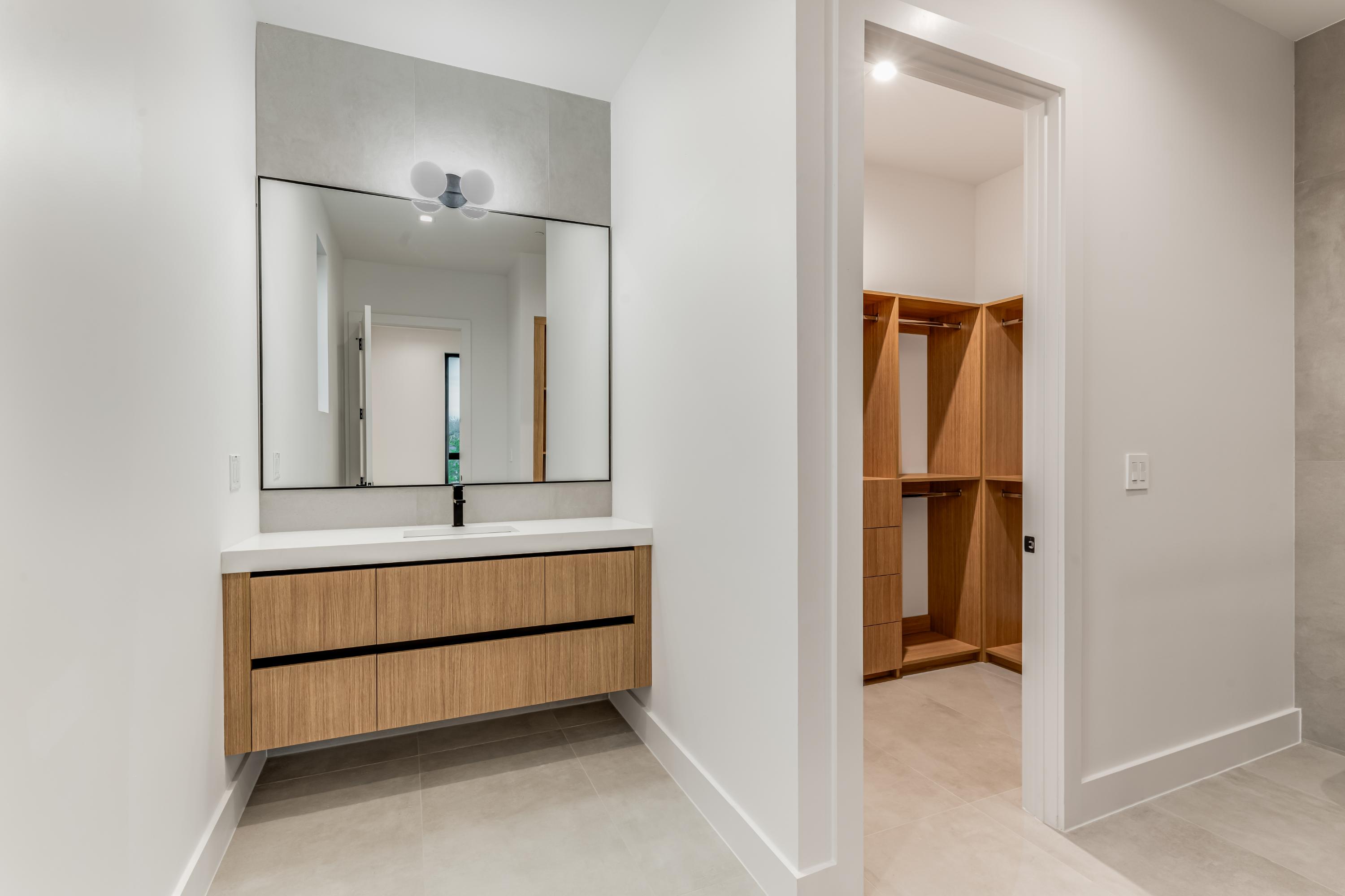 229 Sunset Point Trail 