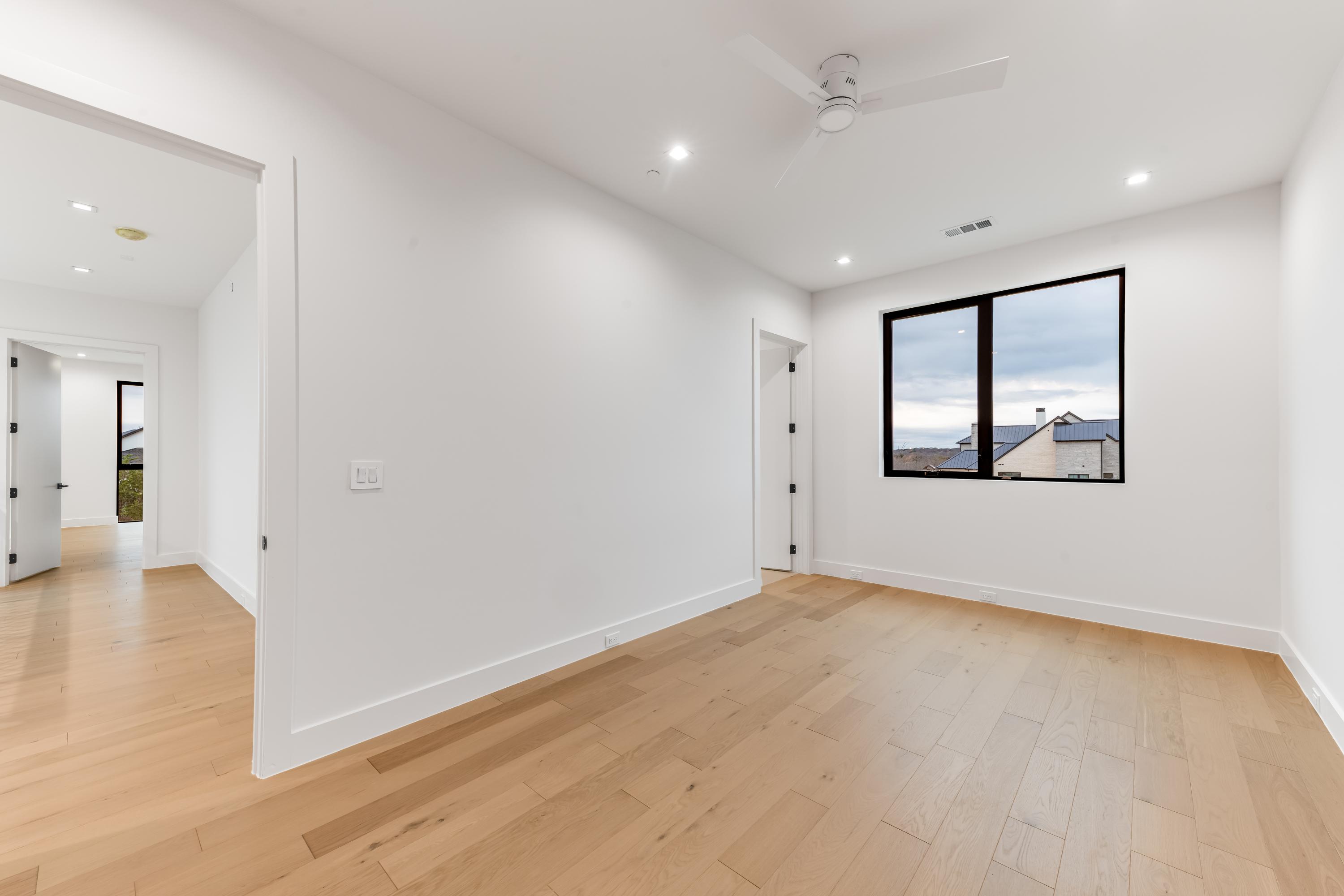 229 Sunset Point Trail 