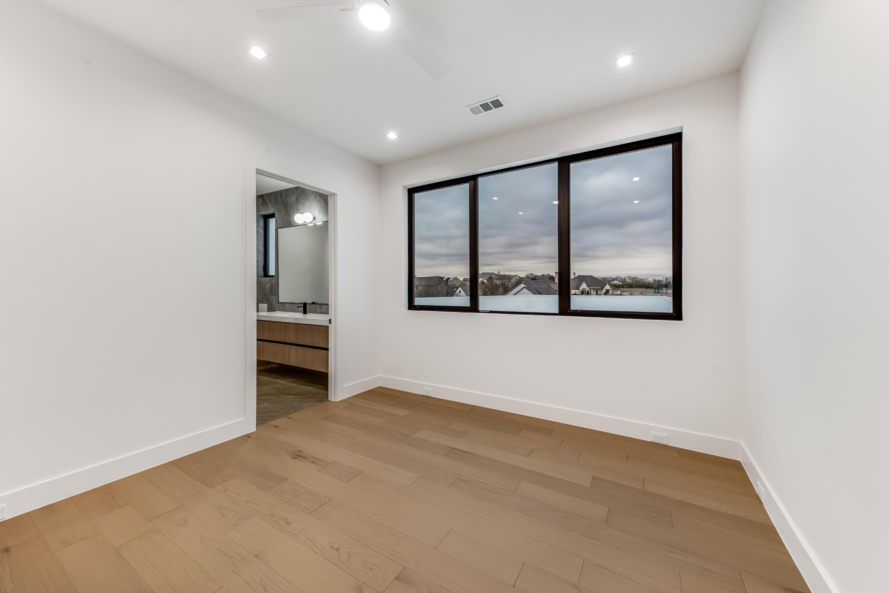 229 Sunset Point Trail 