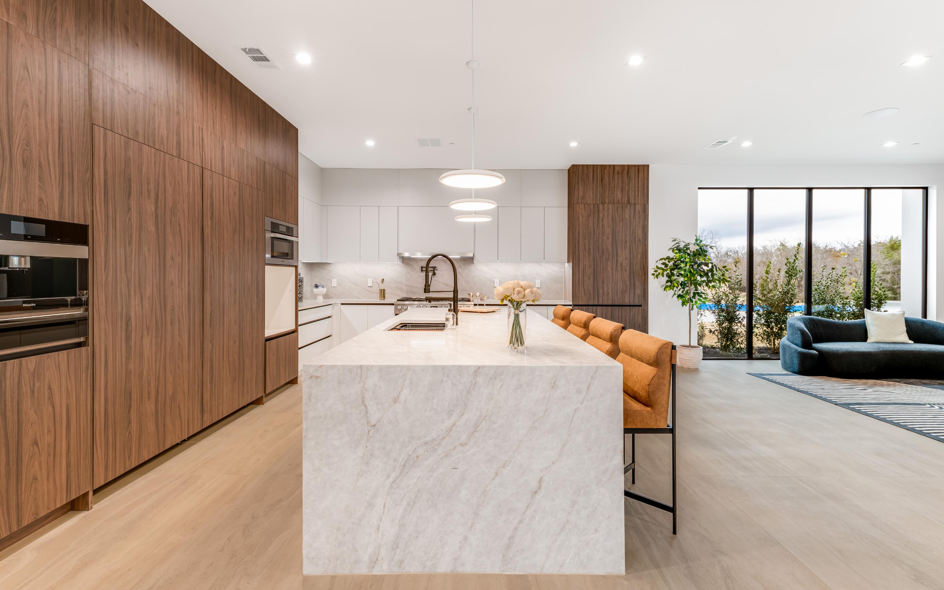 229 Sunset Point Trail 