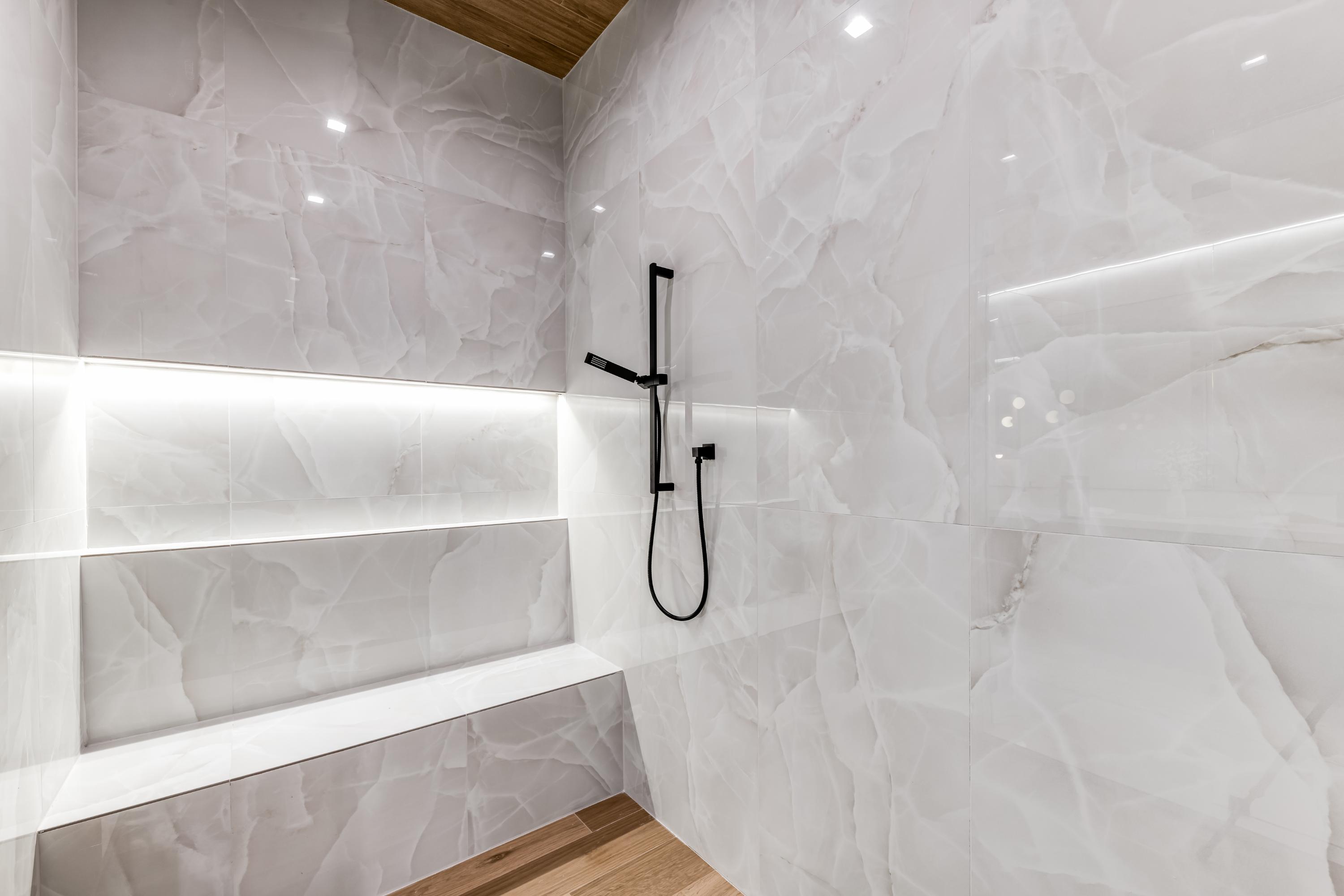 229 Sunset Point Trail 