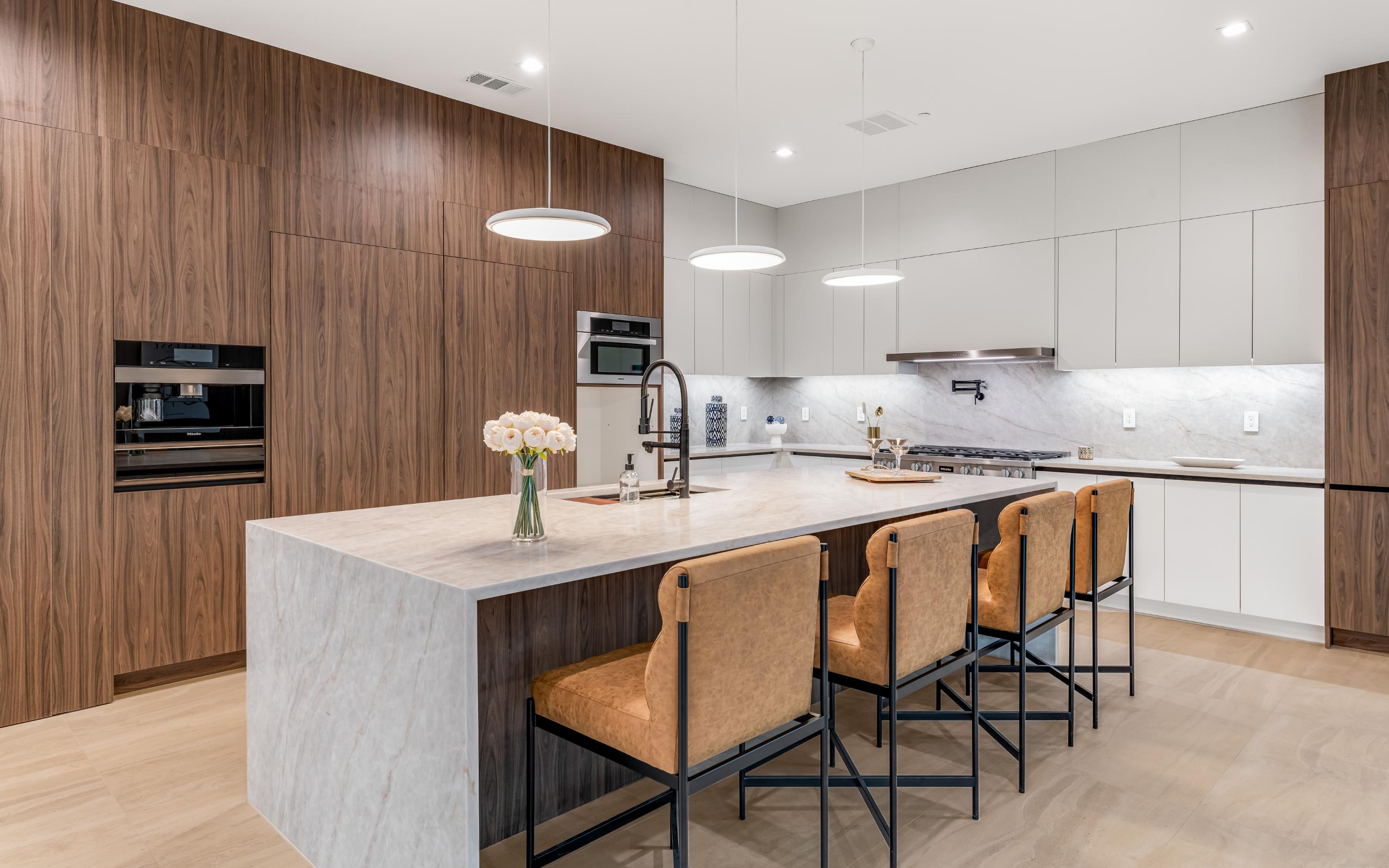 229 Sunset Point Trail 