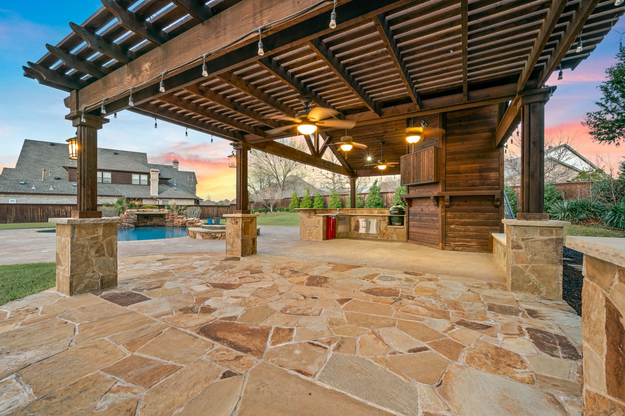 5803 Chalford Common 