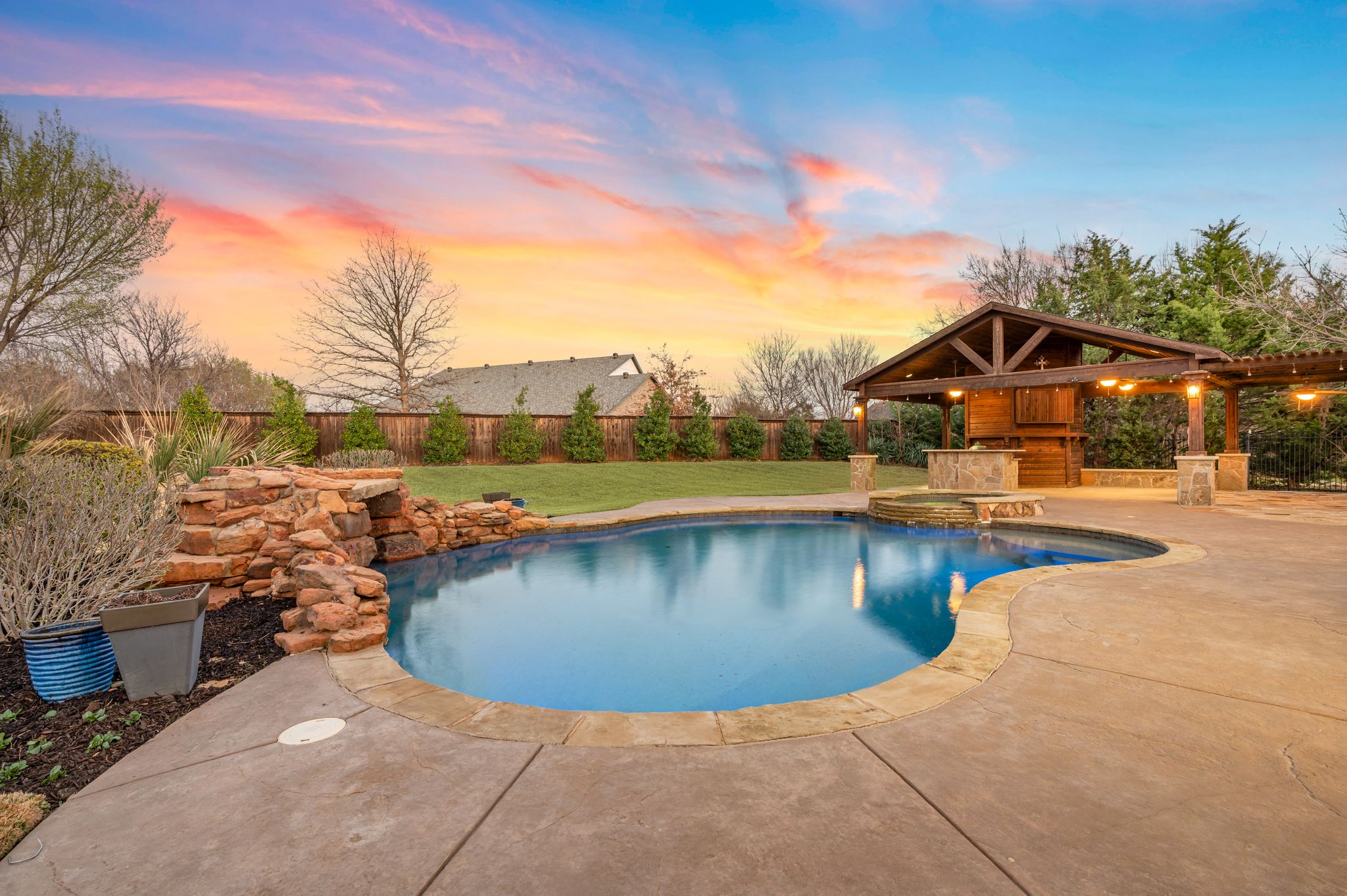 5803 Chalford Common 