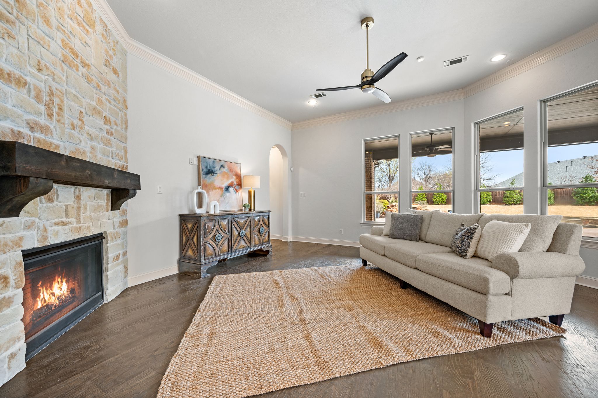 5803 Chalford Common 