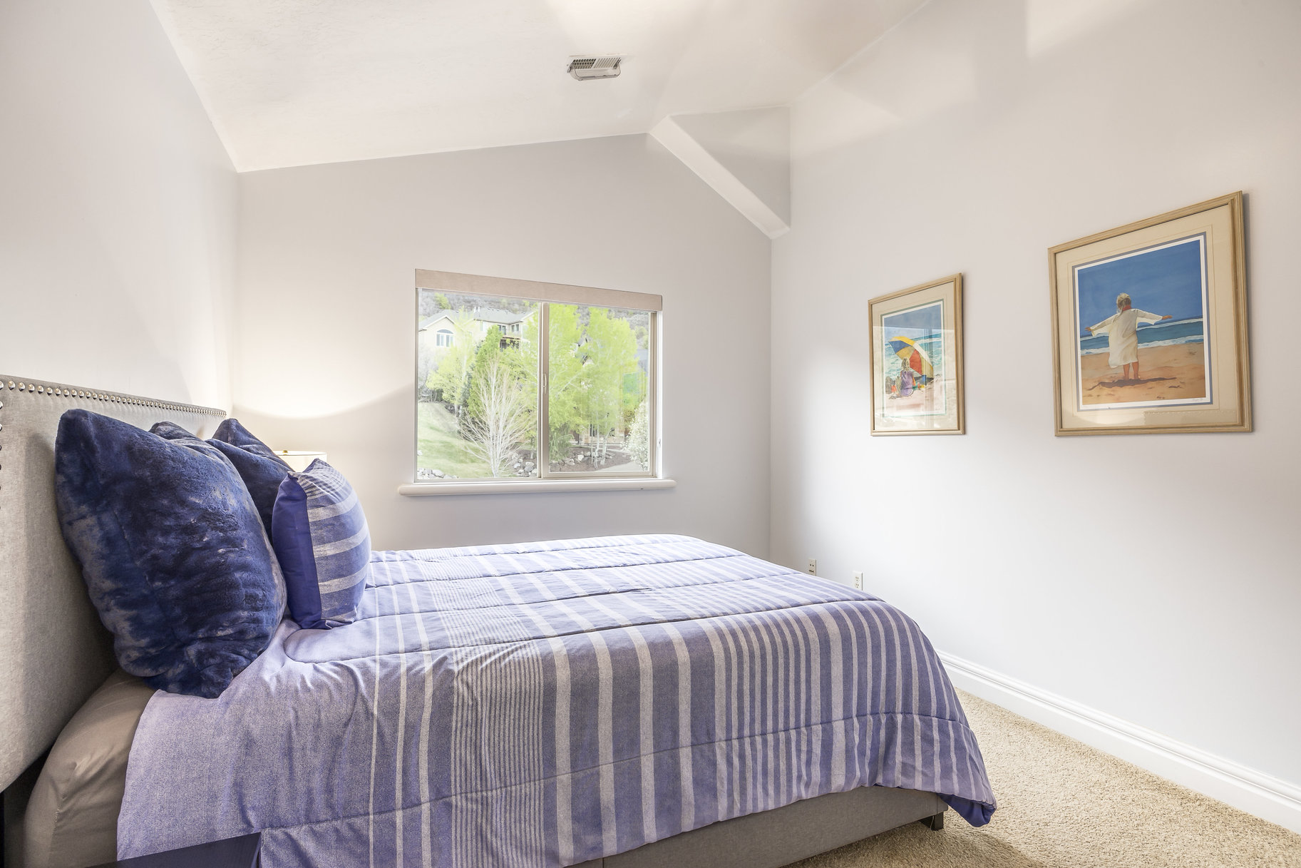 1263 East Wild Maple Court