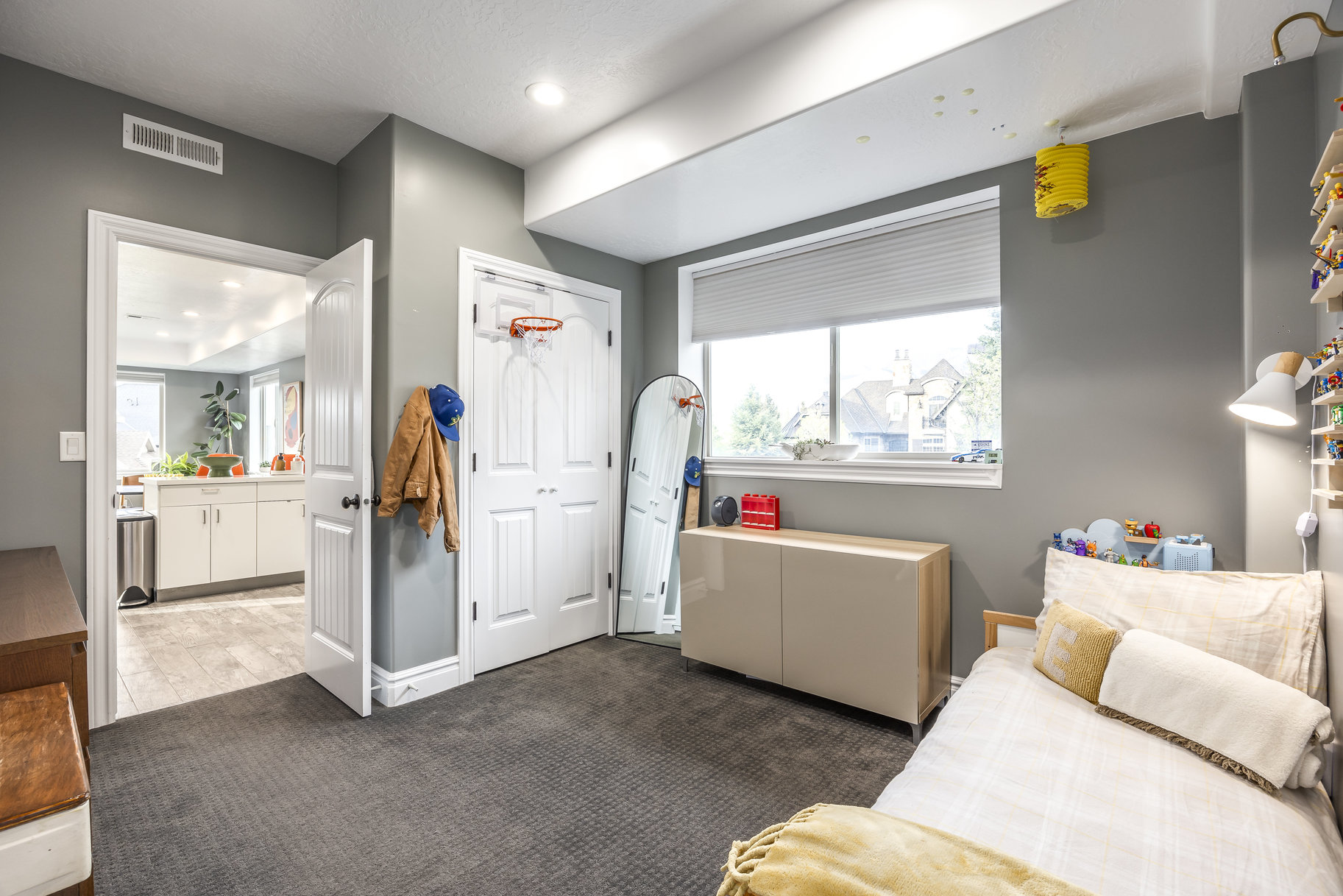 1263 East Wild Maple Court