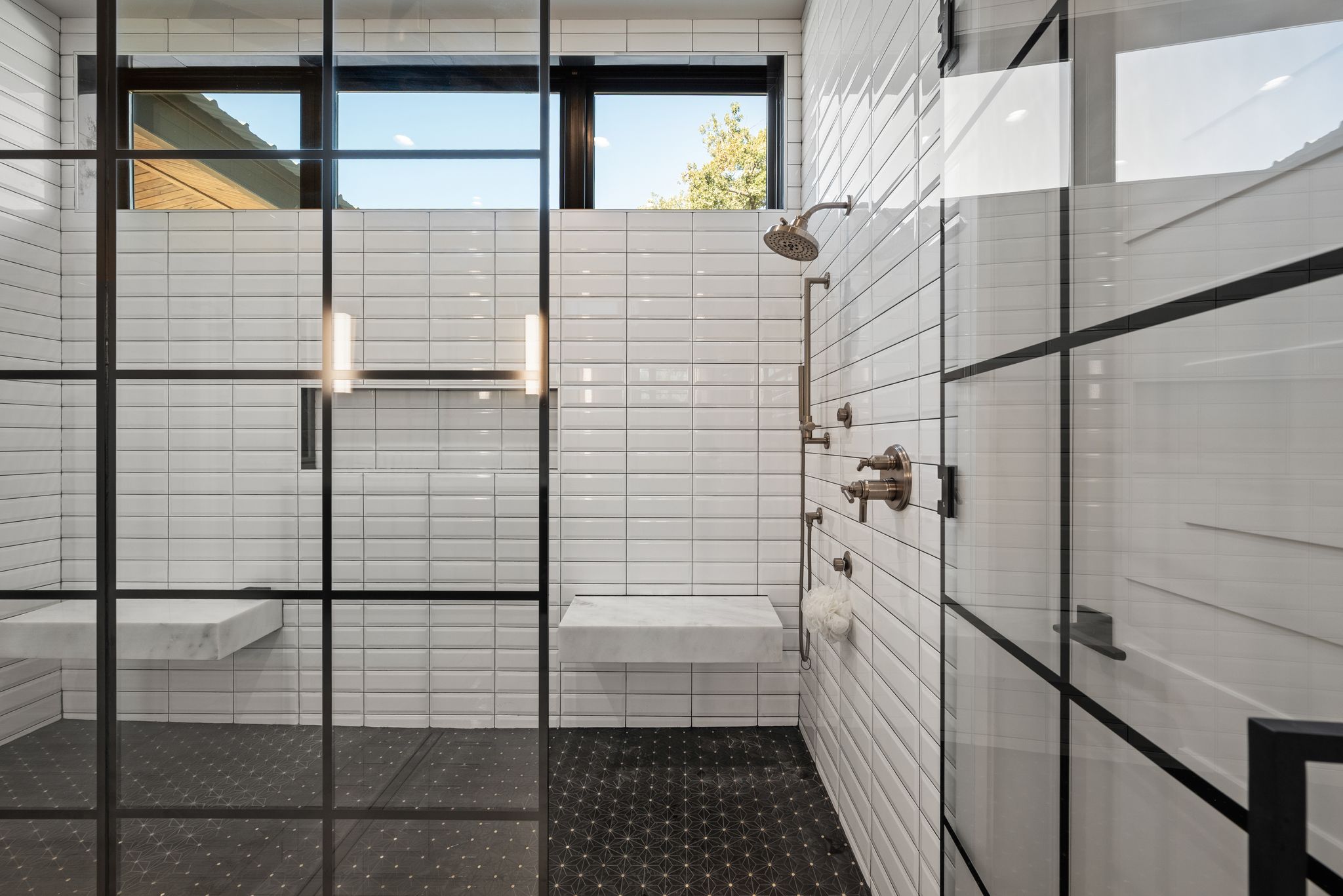 916 Dove Creek Court 