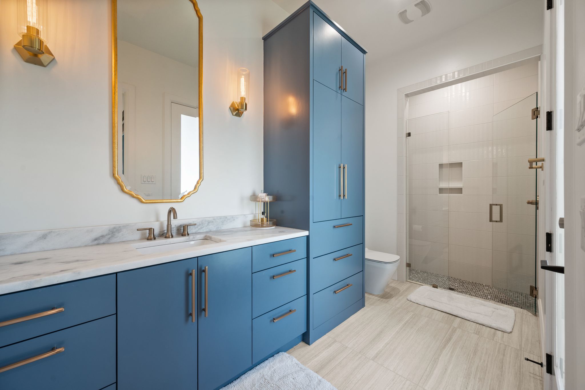 916 Dove Creek Court 