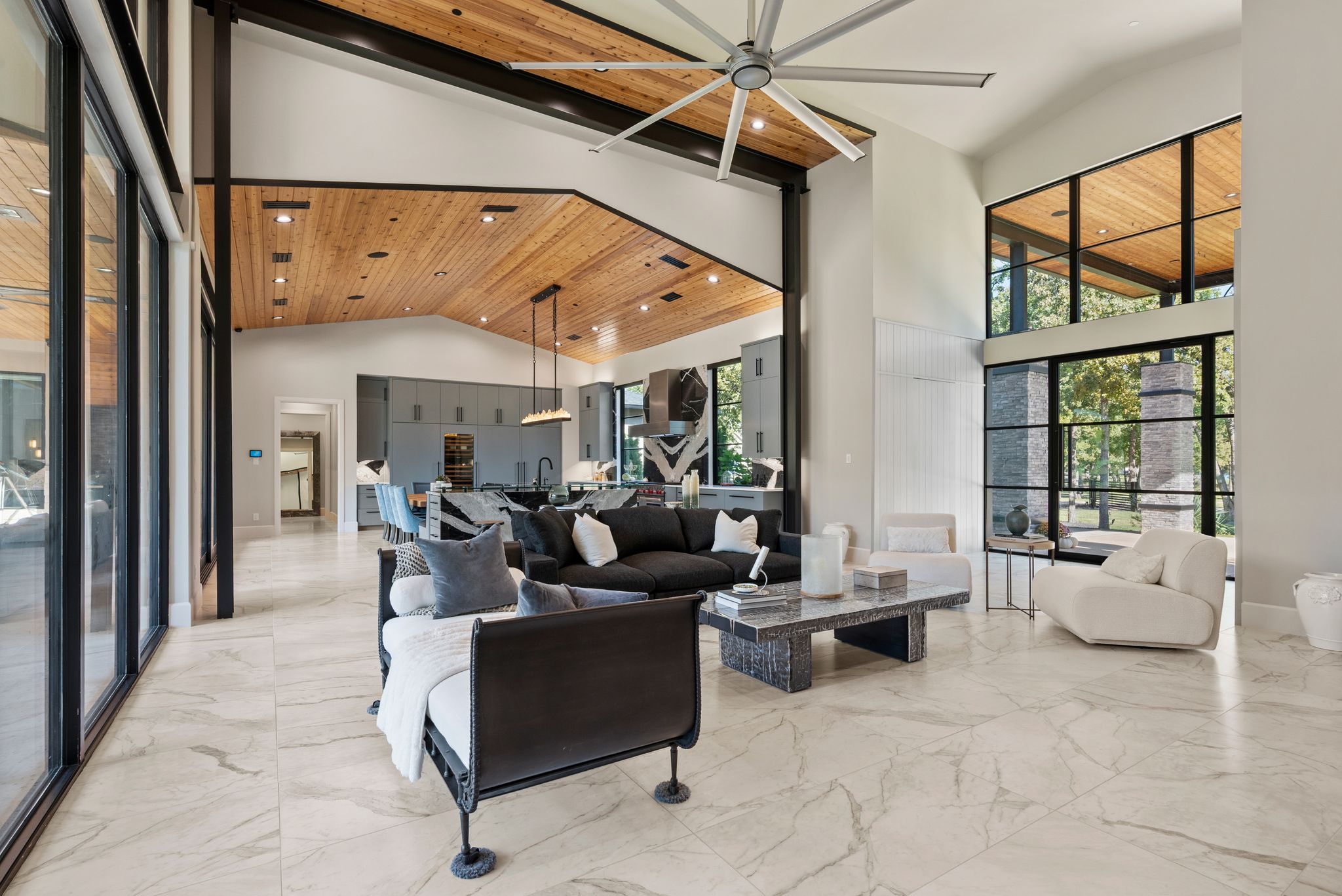 916 Dove Creek Court 