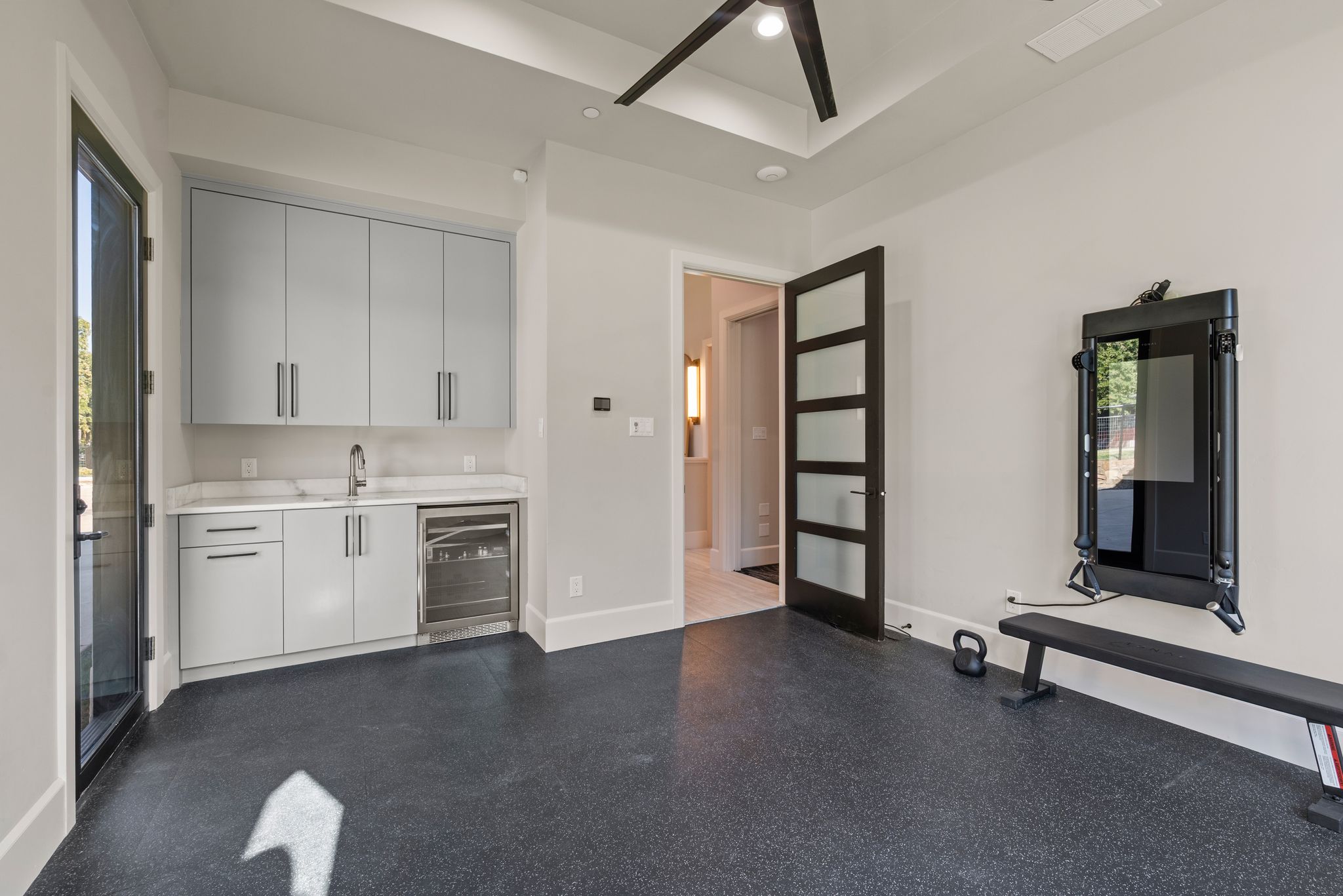 916 Dove Creek Court 