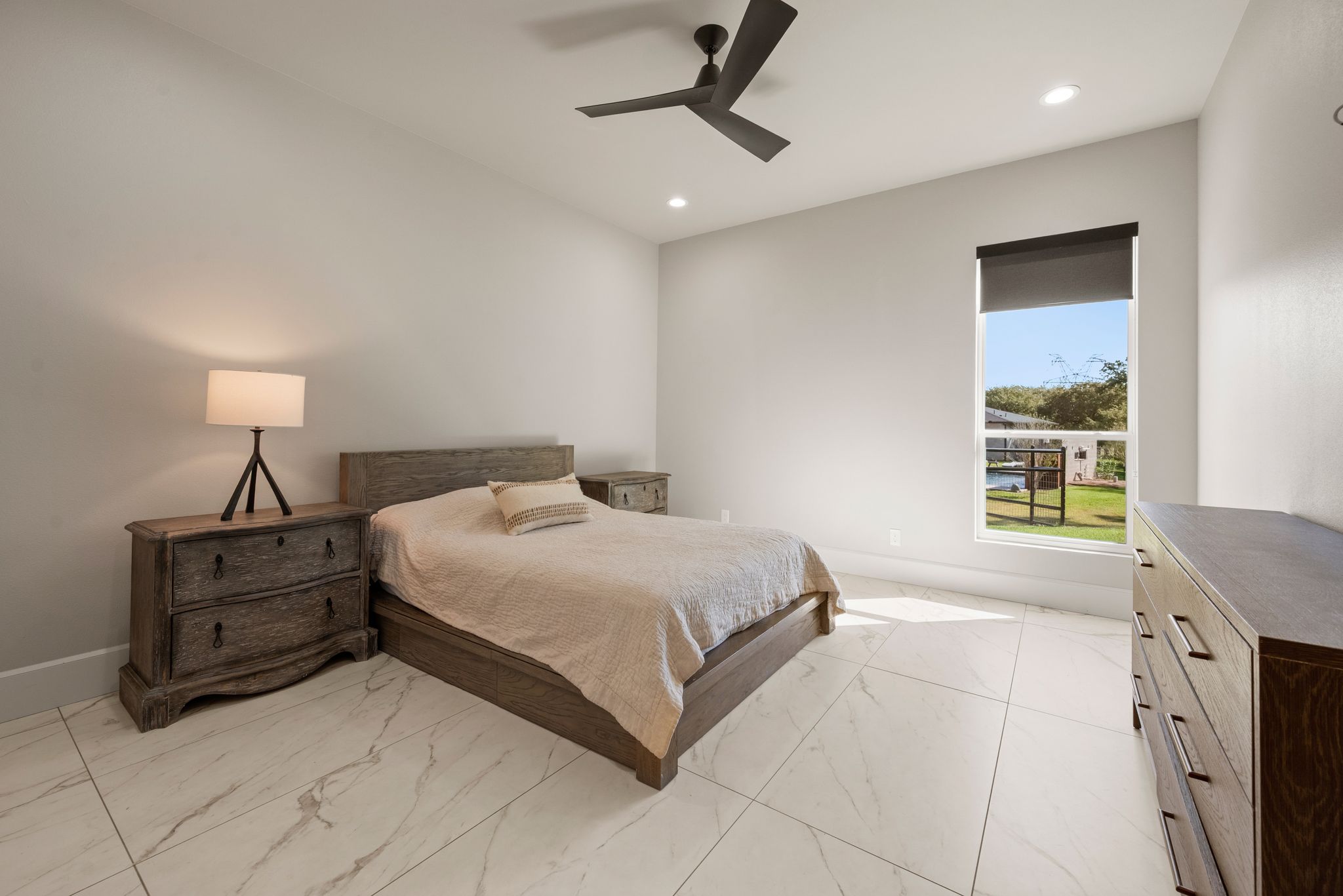 916 Dove Creek Court 