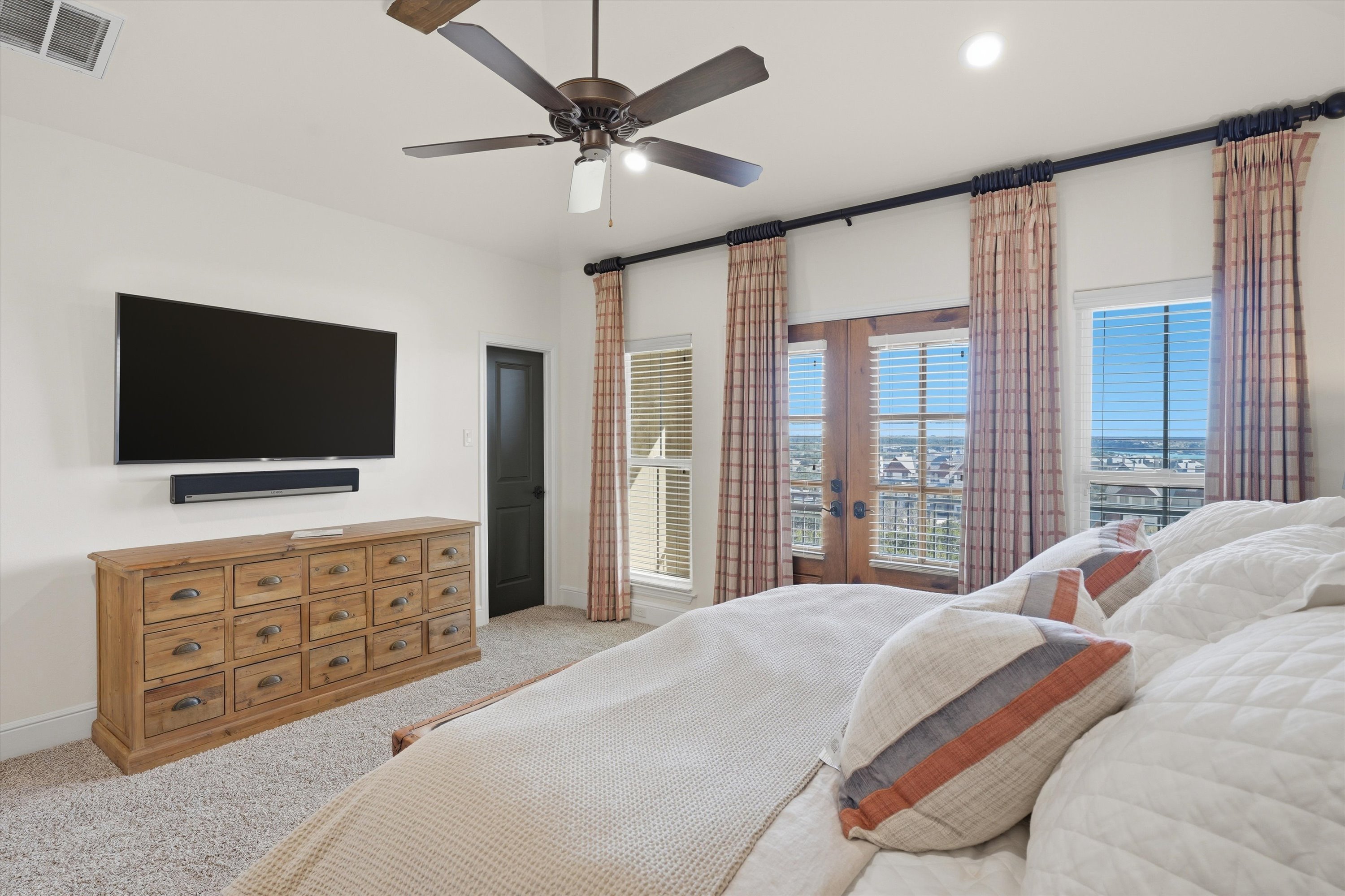 1035 Chapel Ridge Road 