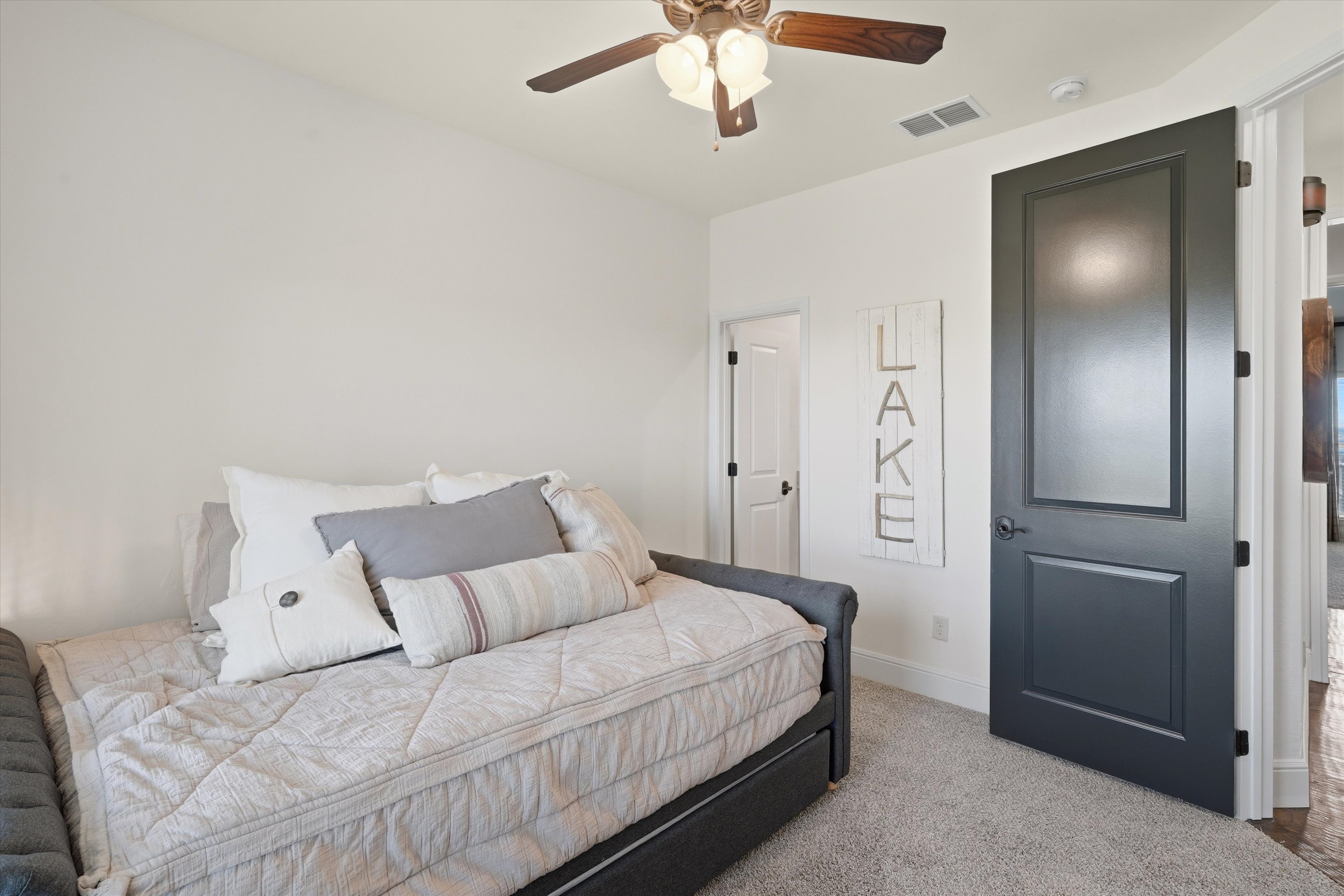 1035 Chapel Ridge Road 