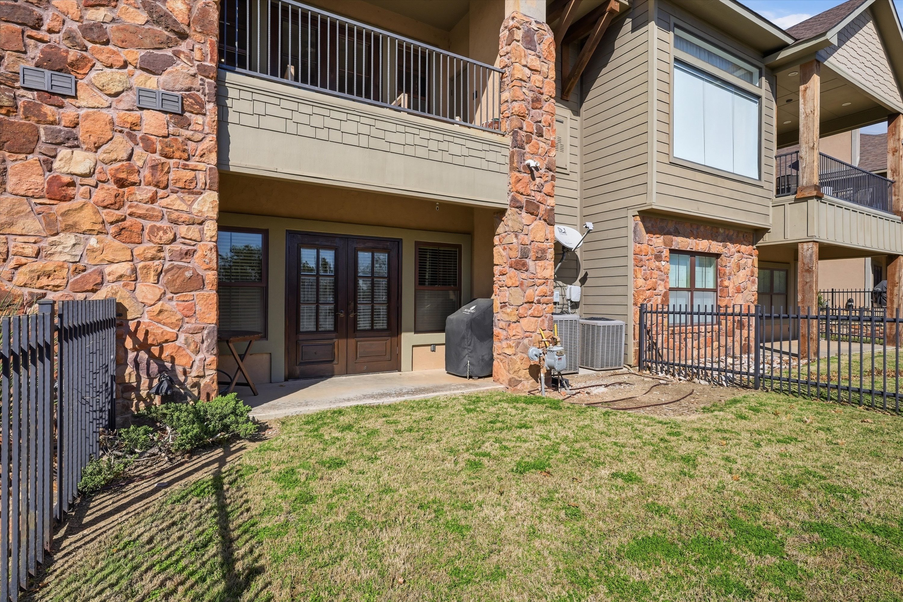 1035 Chapel Ridge Road 
