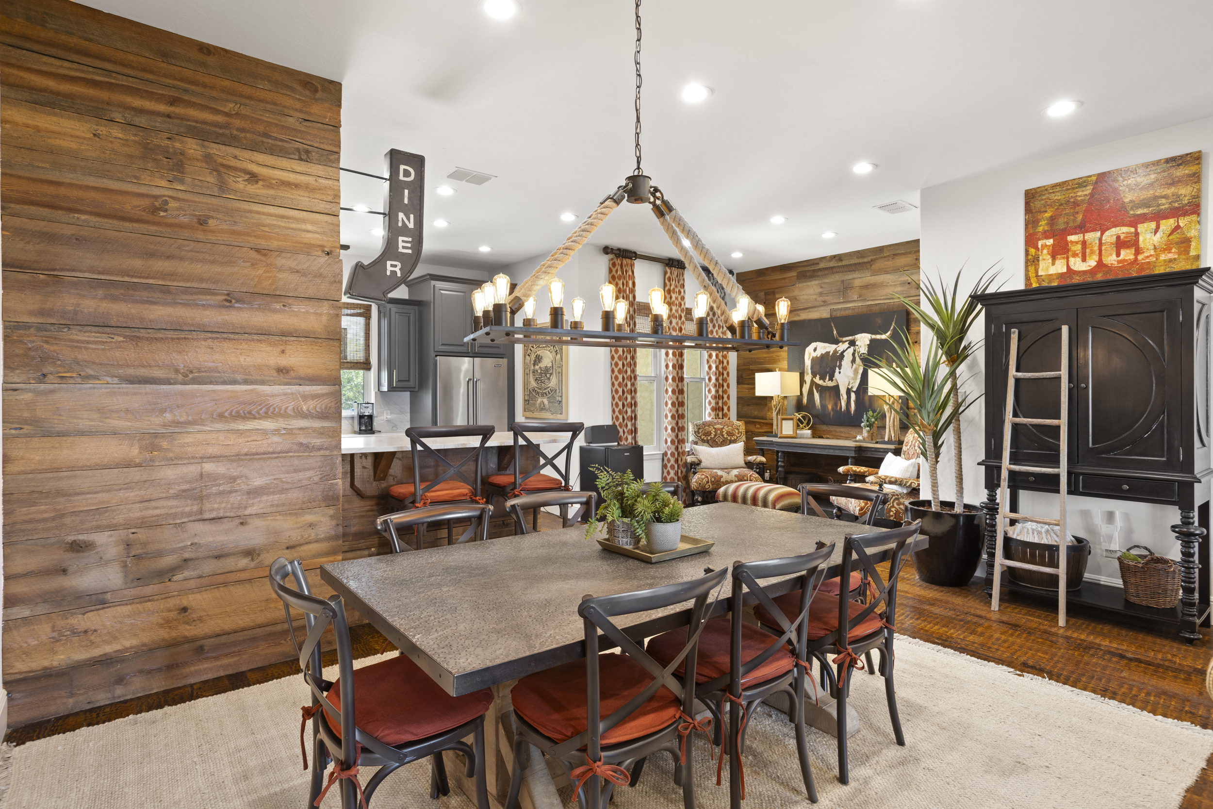 1035 Chapel Ridge Road 