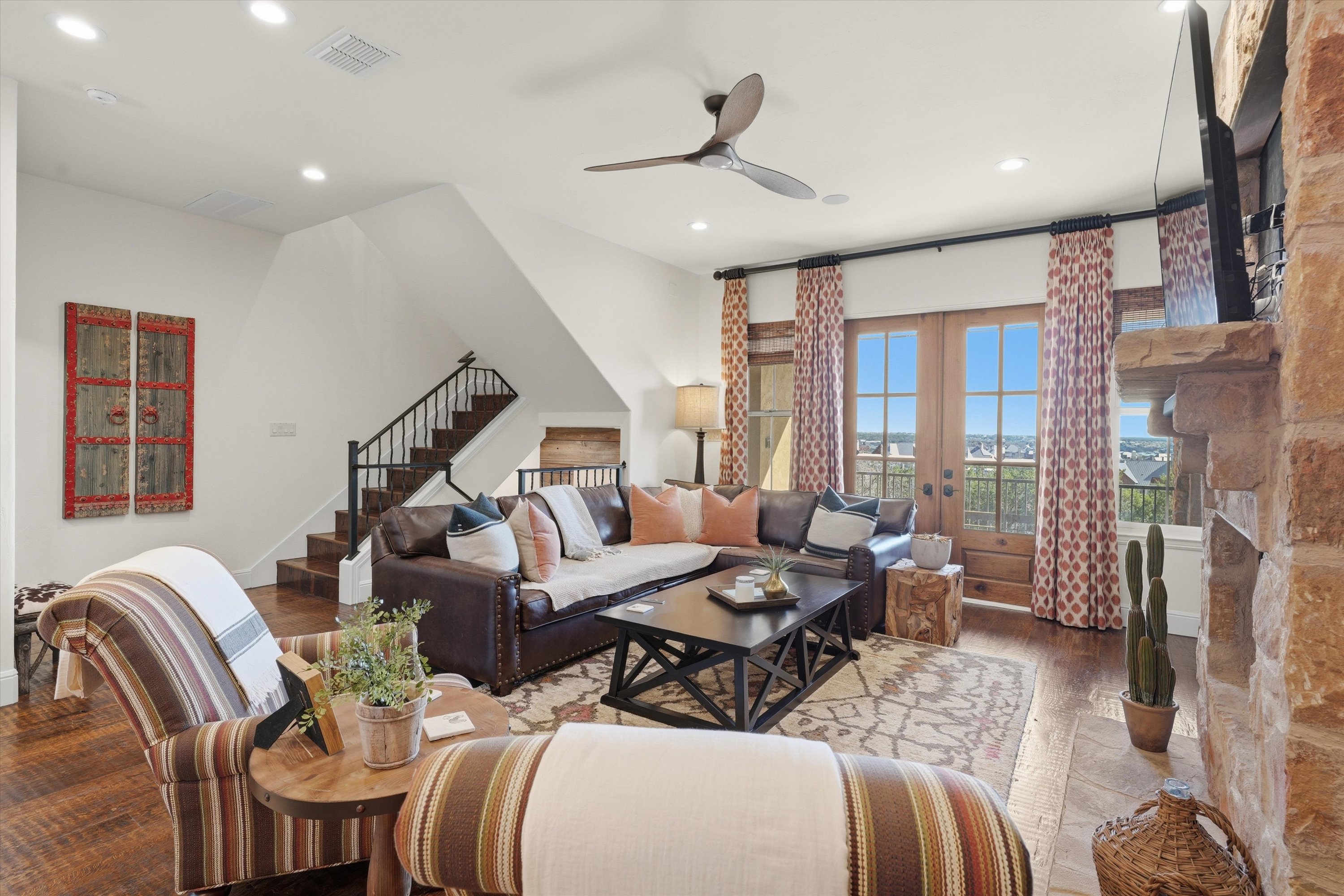 1035 Chapel Ridge Road 