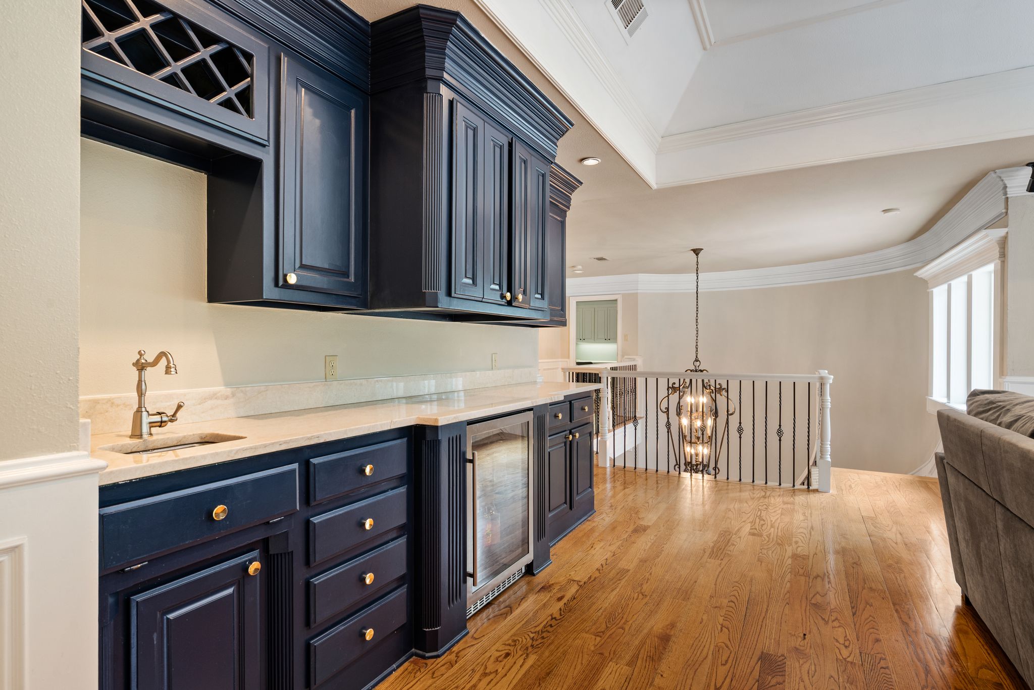 802 Carriage Court 