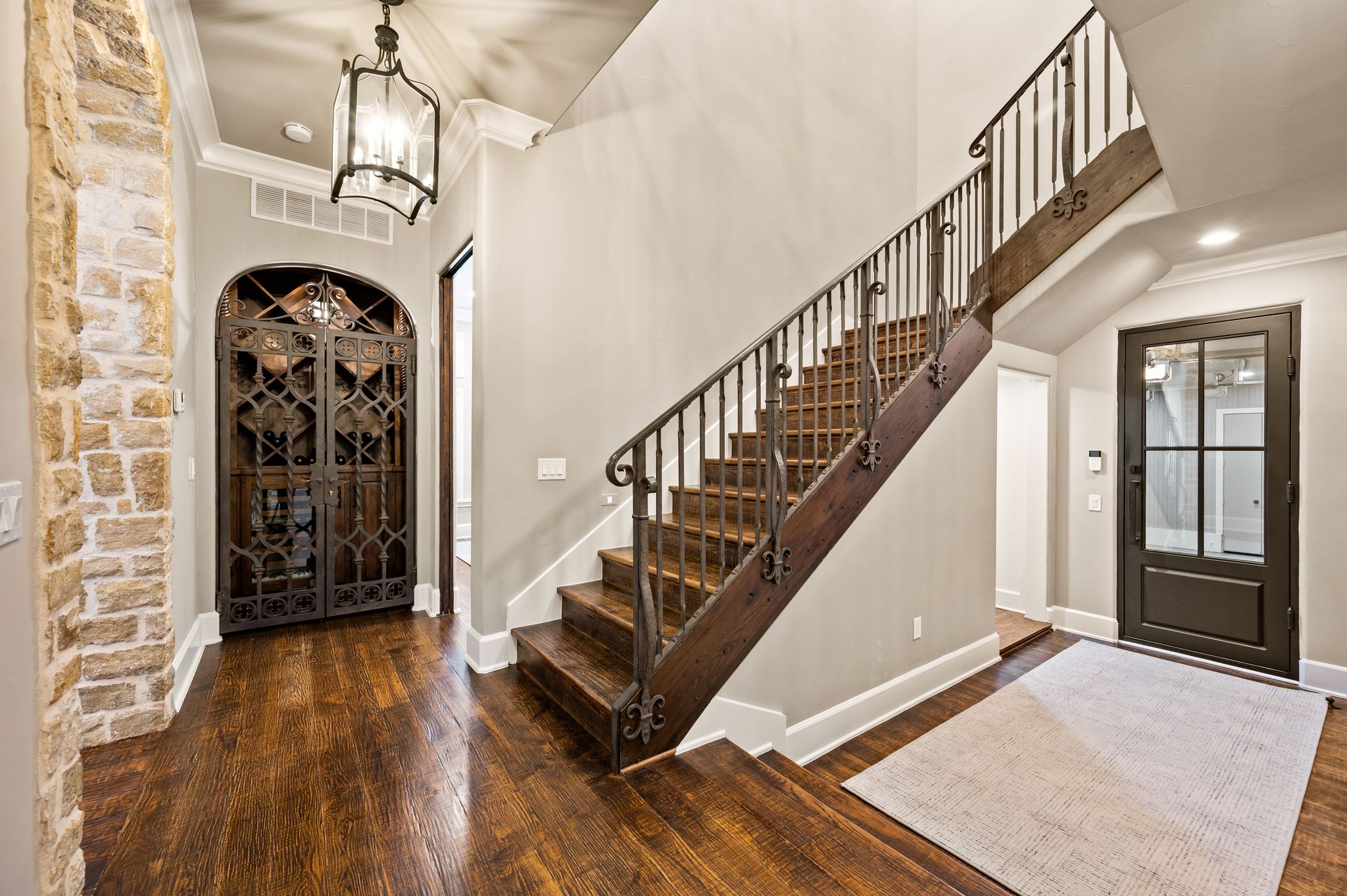 2105 Bayshore Drive 