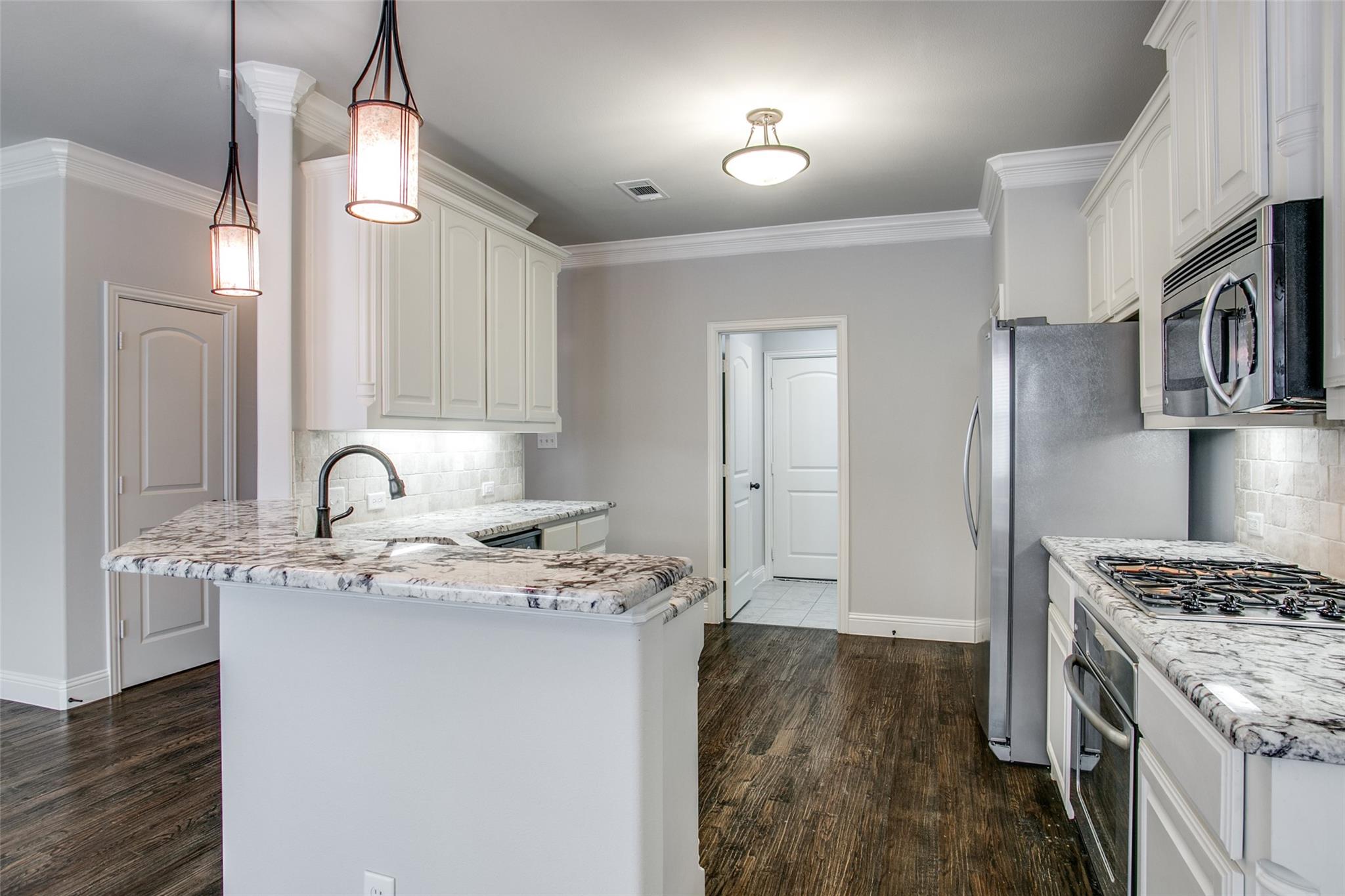250 Churchill Loop 