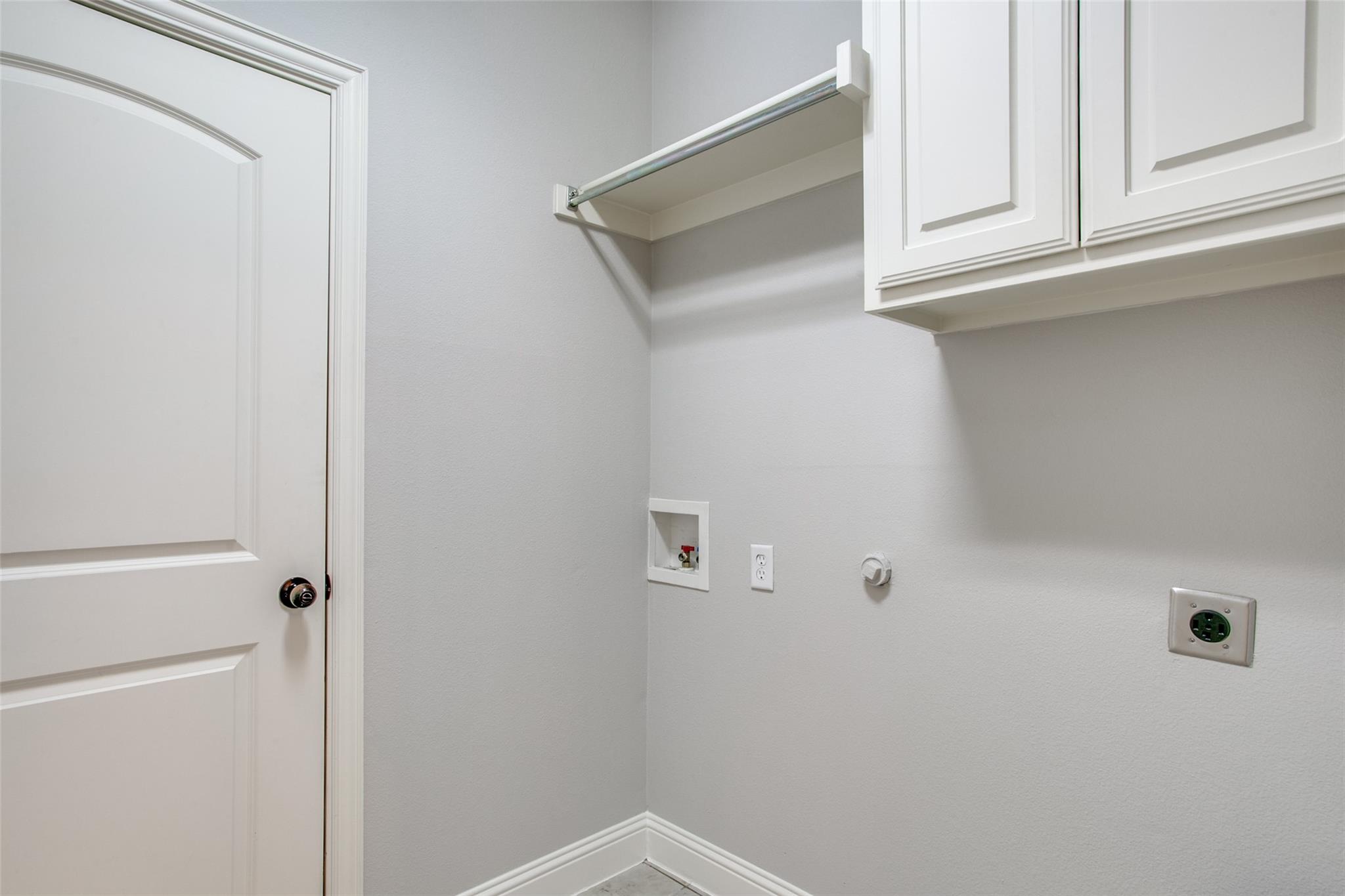 250 Churchill Loop 